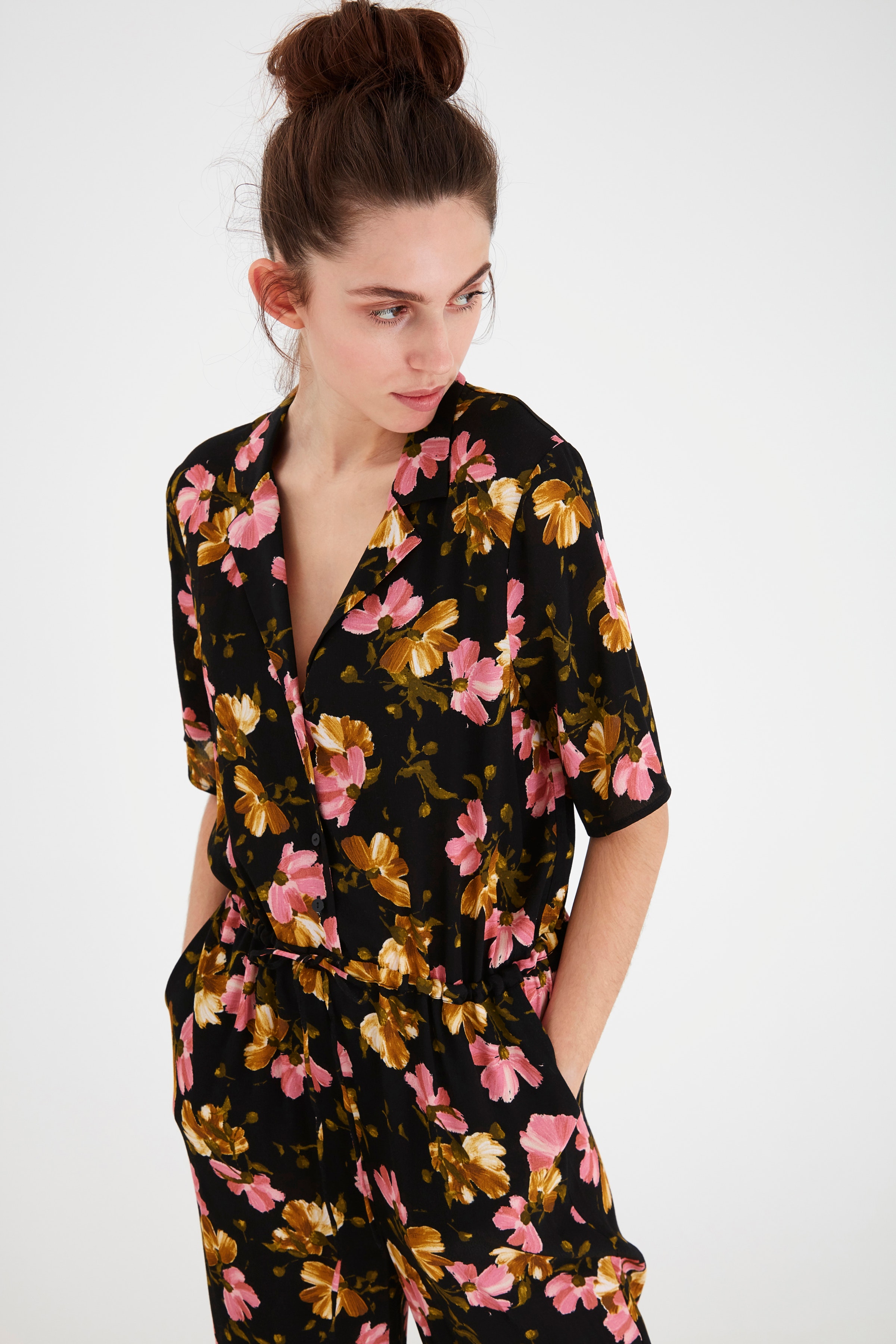 Jumpsuit LOOKBOOK DETAIL 20112204-194008