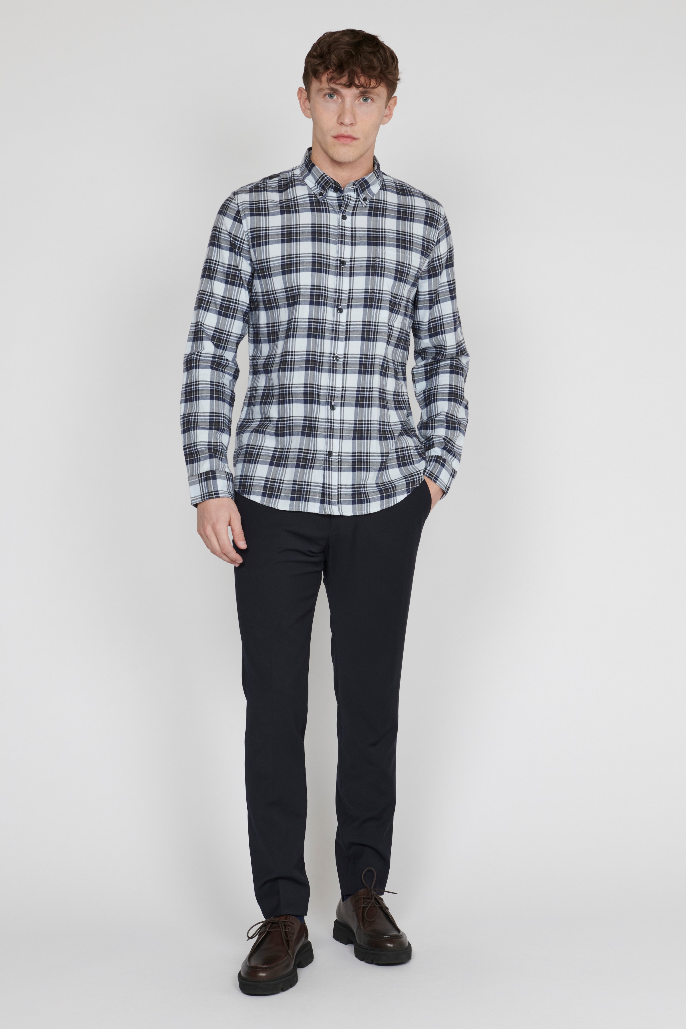 MAtrostol Skjorte LOOKBOOK FRONT 30206969-194011