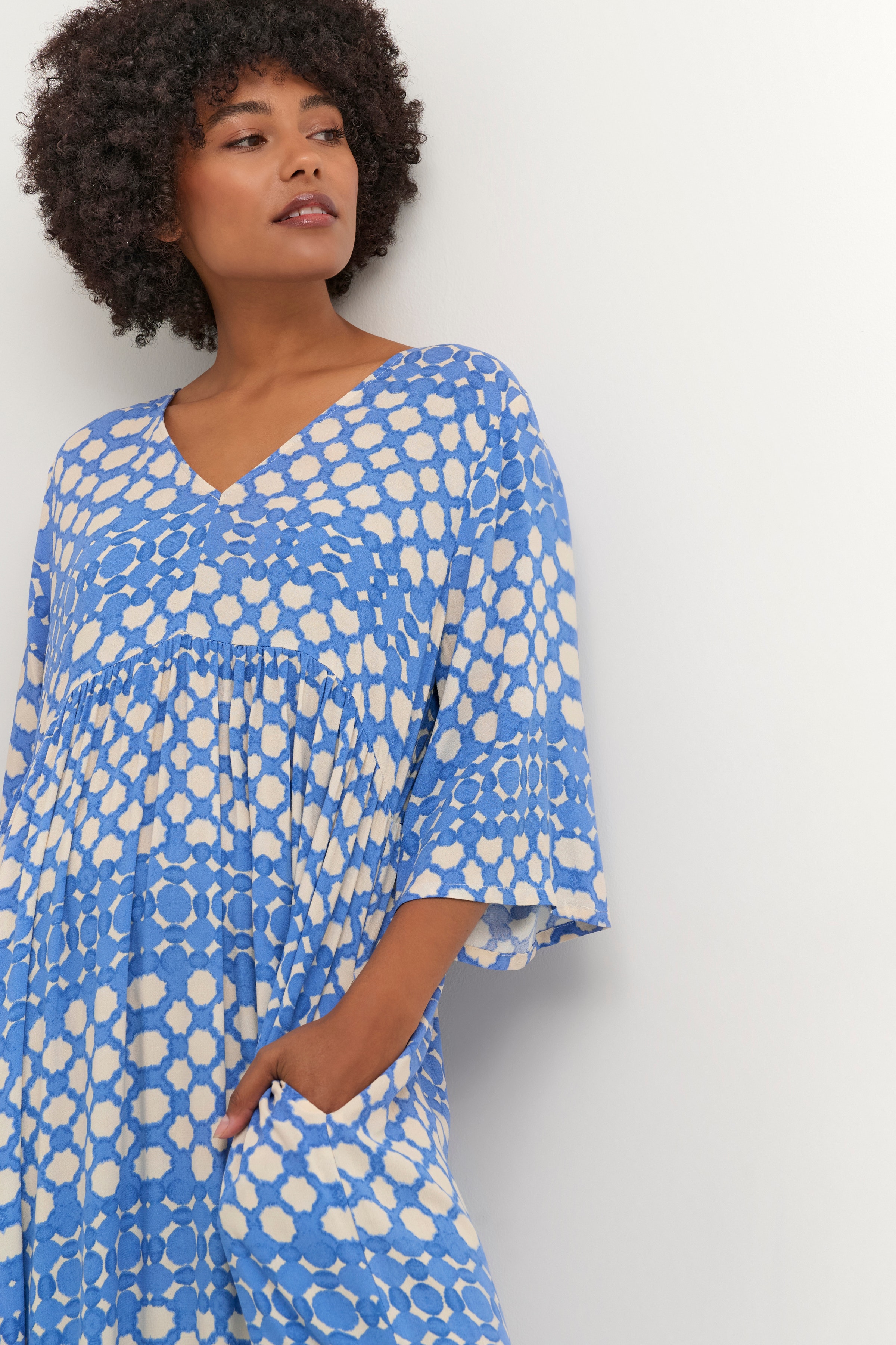 CUsantori Kleid LOOKBOOK DETAIL 50109505-174037