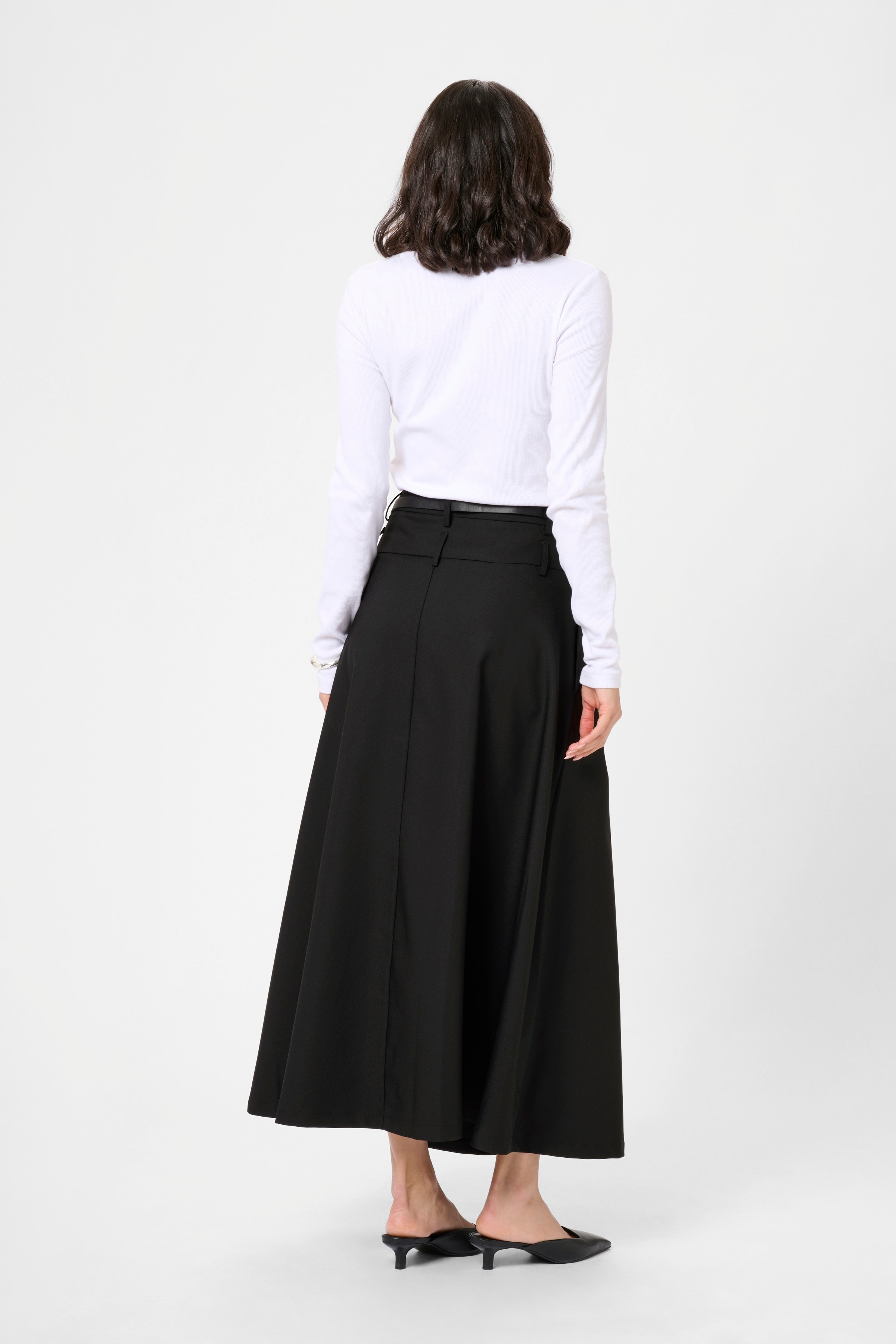 KAlissi Skirt LOOKBOOK BACK 10509203-100121