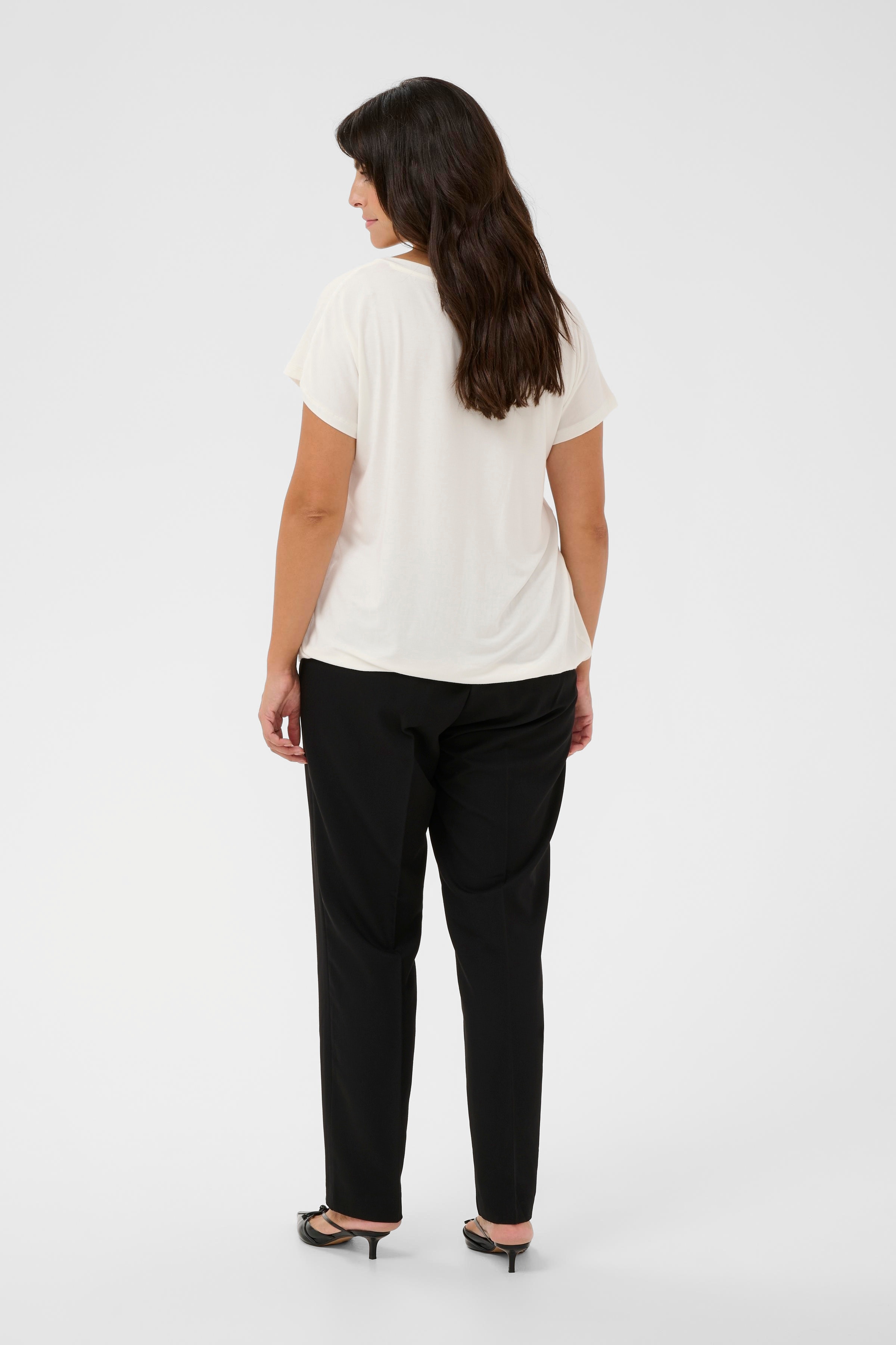 KCjena Blouse LOOKBOOK BACK 10582099-110602