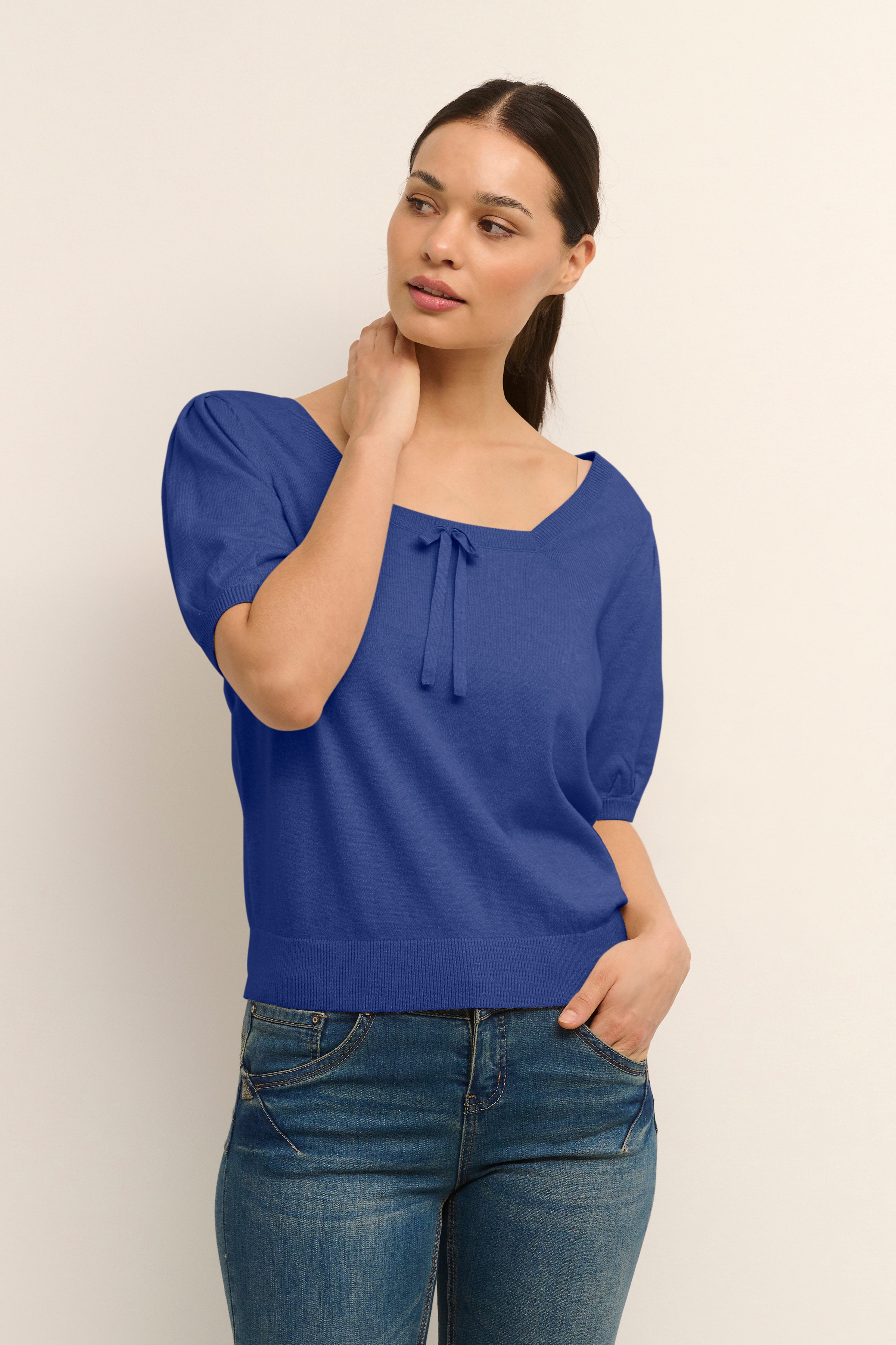 CRDela Pullover LOOKBOOK FRONT 10610035-103079