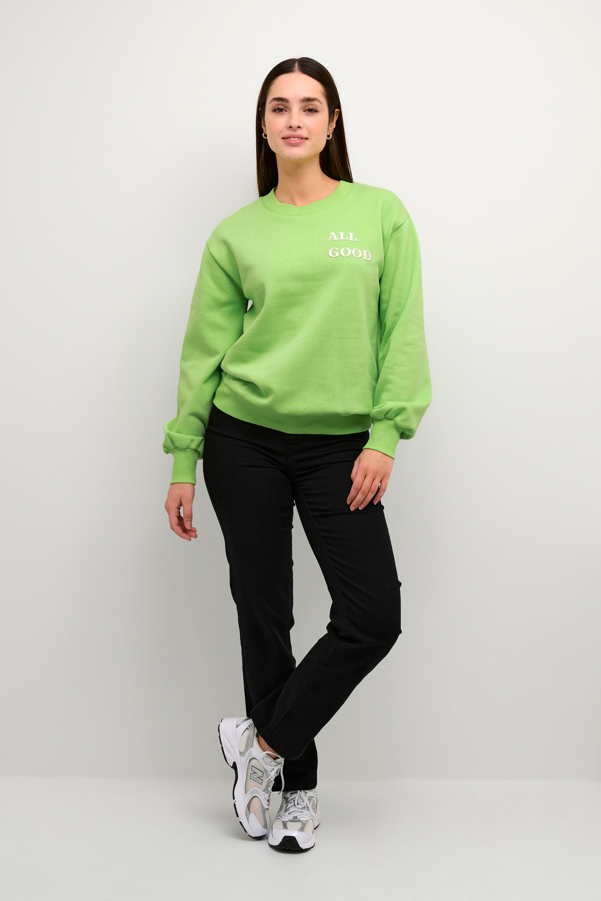 KAjules Sweatshirt LOOKBOOK FRONT 10552198-140232