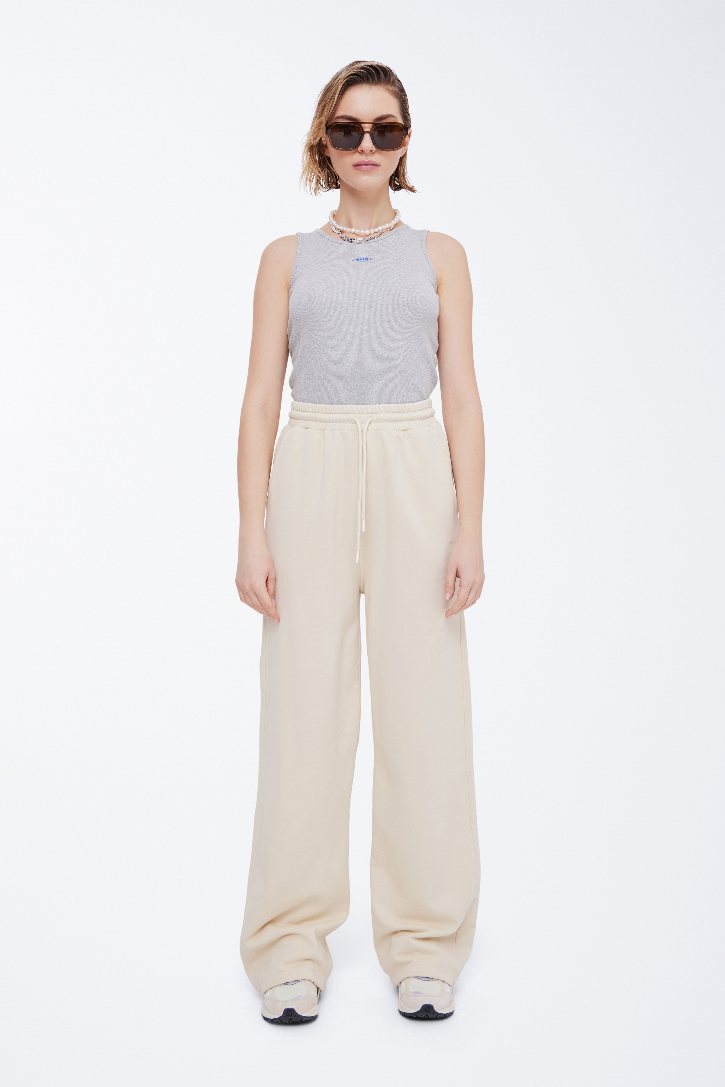 BASIMONA Trousers LOOKBOOK FRONT 50405061-120908