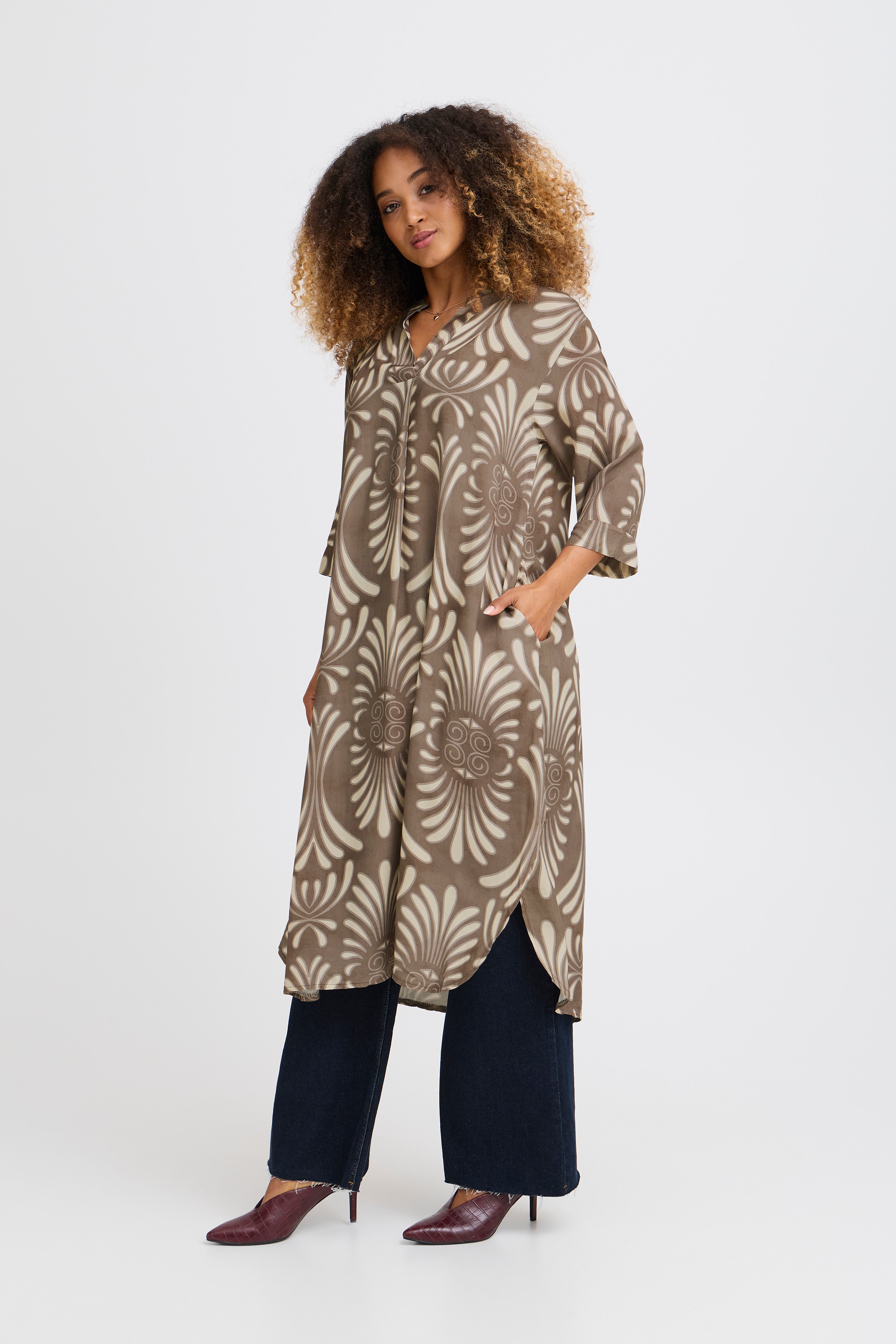 SBROYALE Tunic LOOKBOOK FRONT 22100733-170909