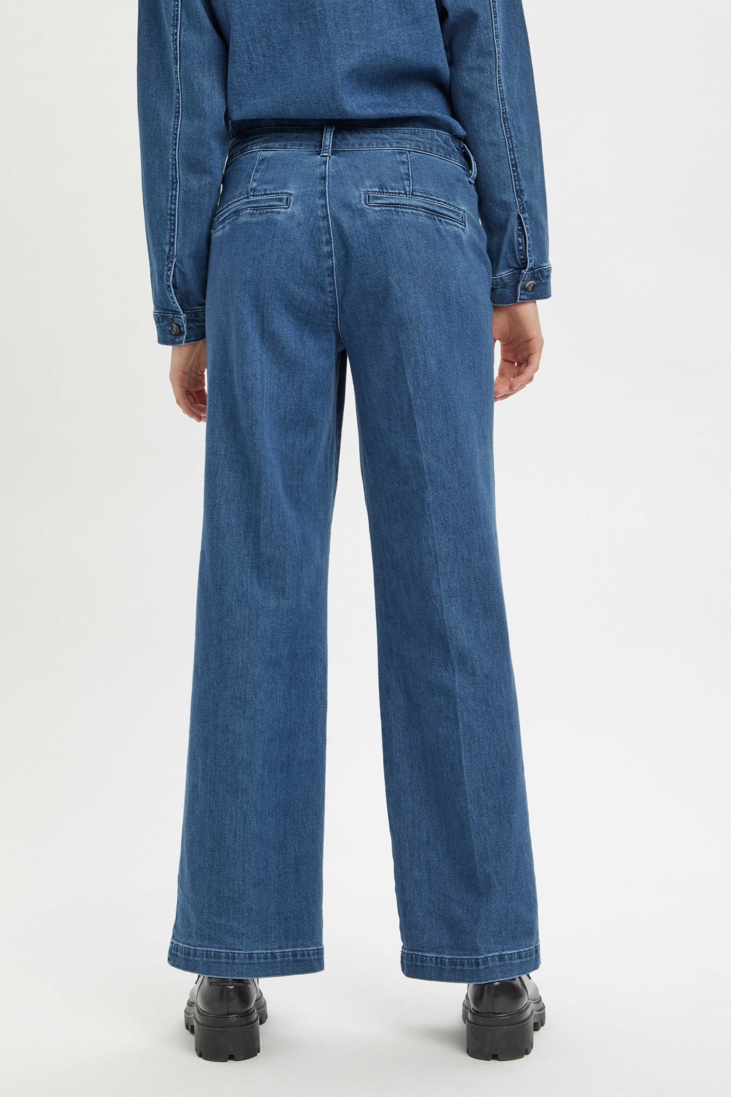 MWLara Casual broek LOOKBOOK BACK 10703508-100053