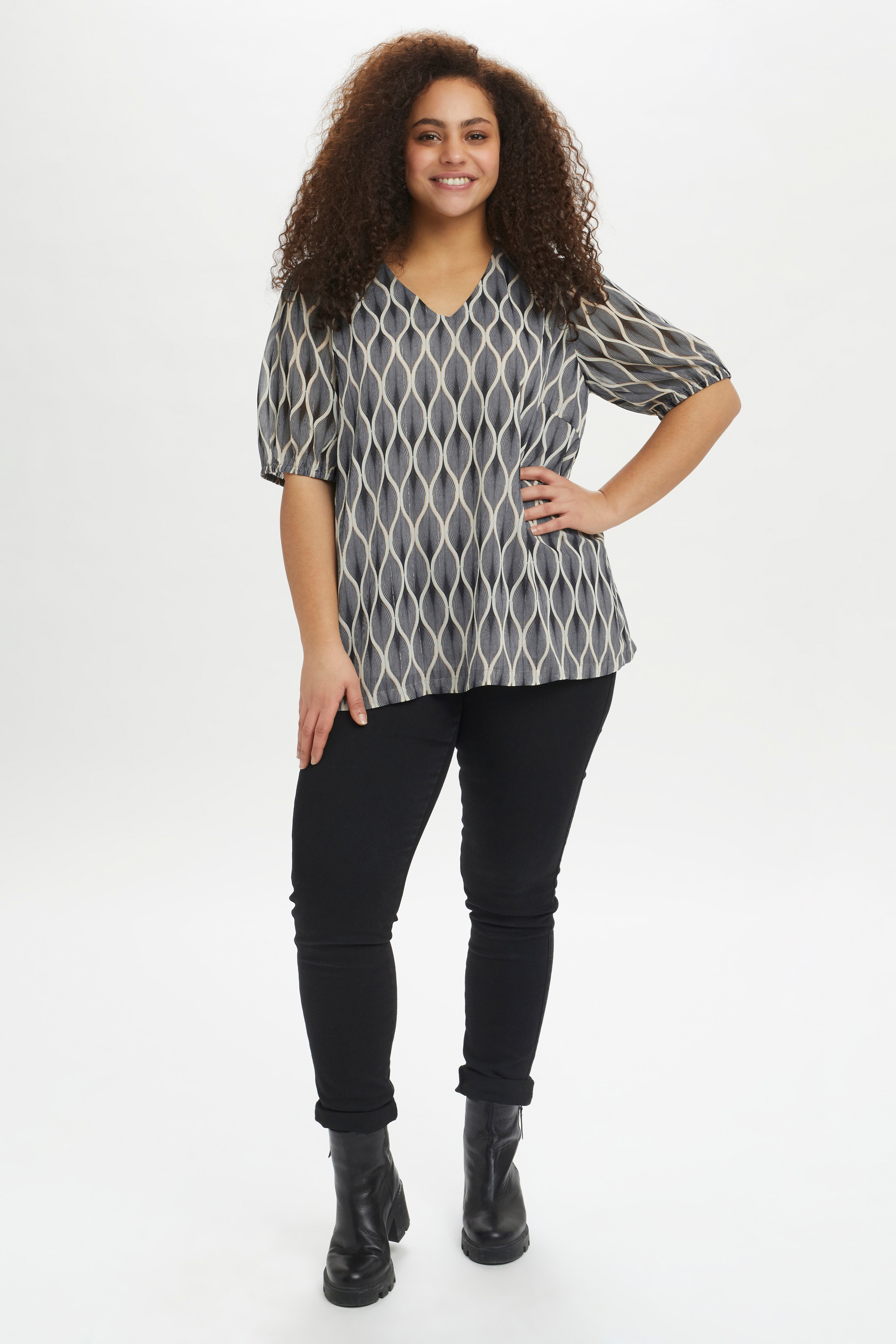 KCsmilla Blouse with long sleeve LOOKBOOK FRONT 10580516-101617