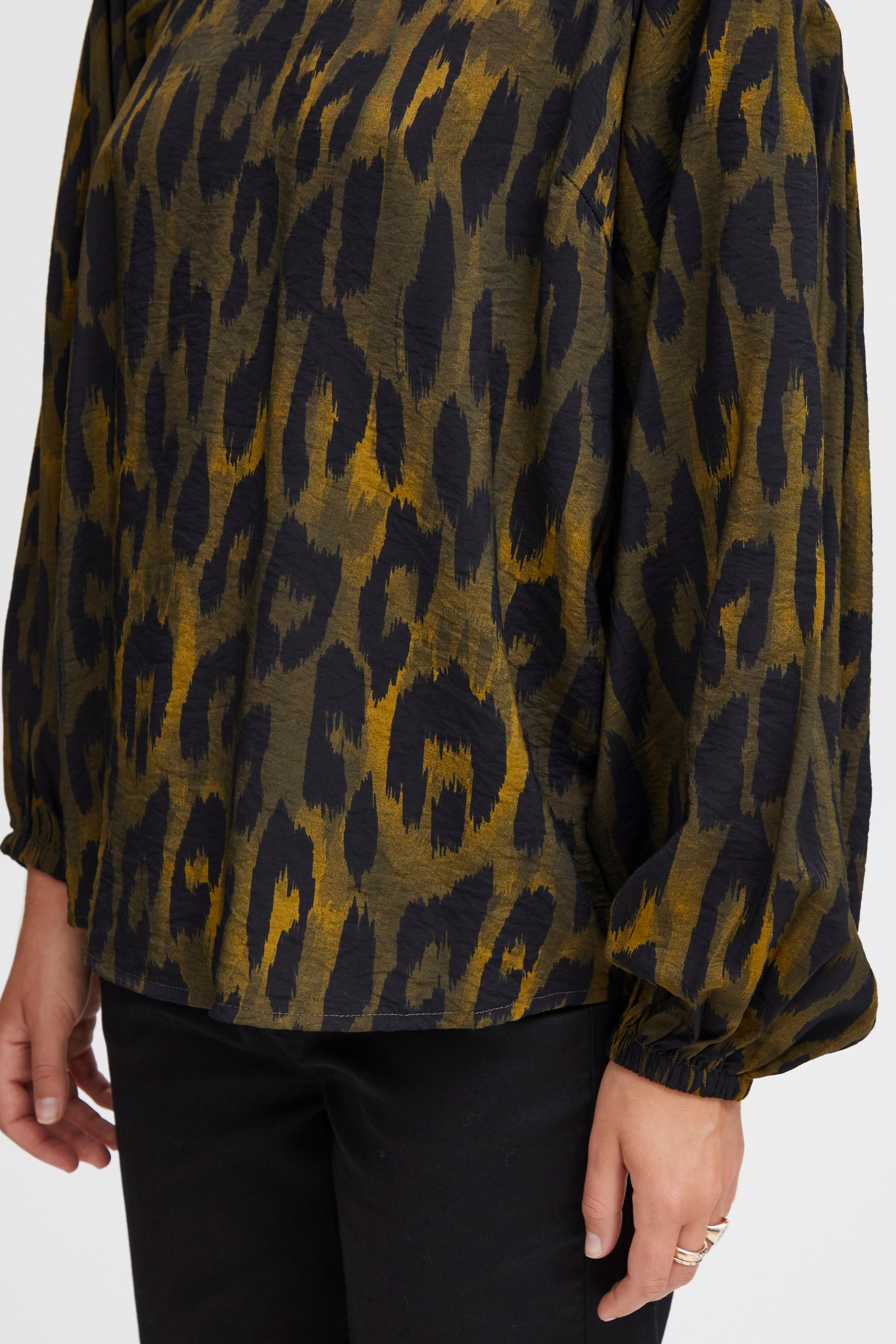 FRLEONI Blus LOOKBOOK DETAIL 20612701-202439