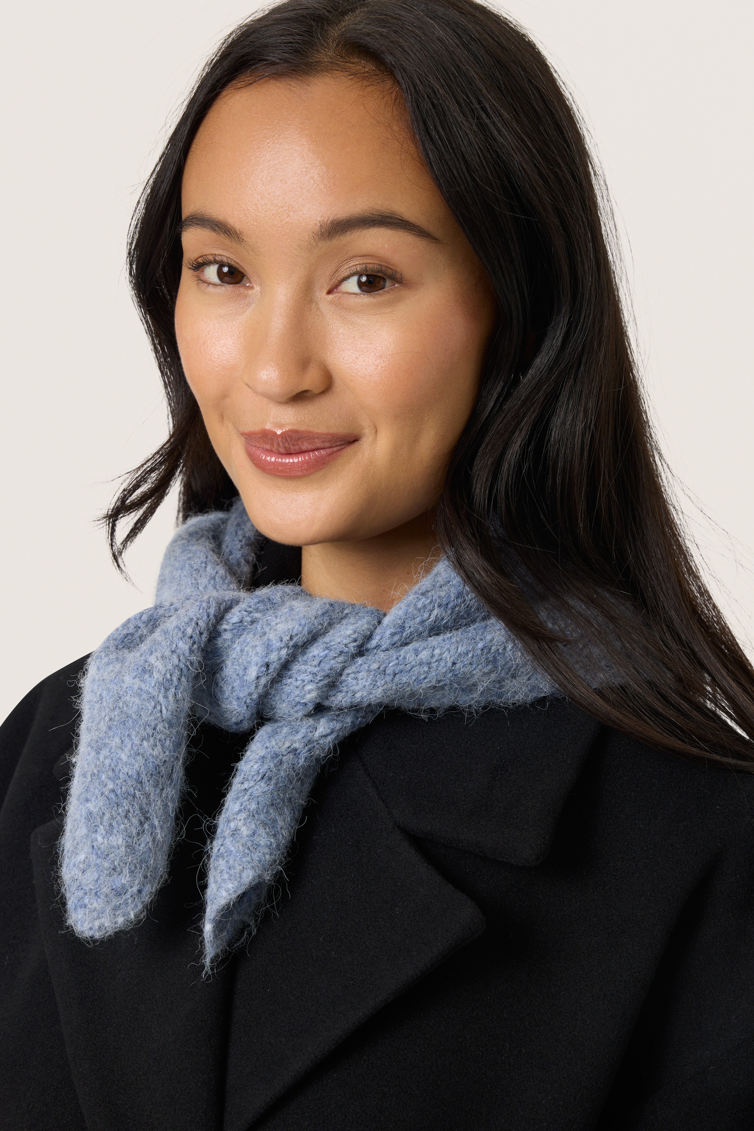 SLPleoni Scarf LOOKBOOK DETAIL 30408576-1839211