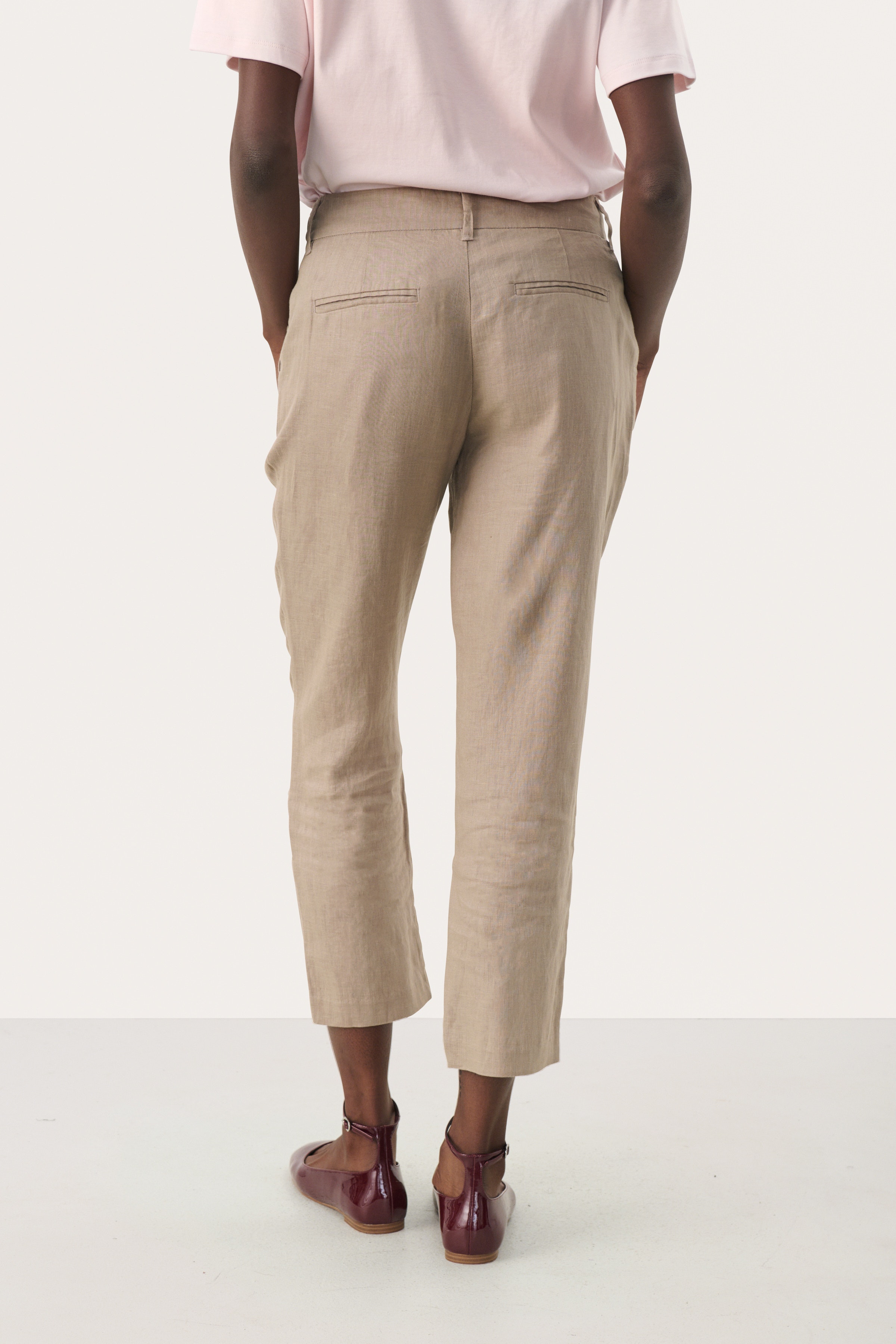 SoffePW Linen Trousers LOOKBOOK BACK 30309389-171311