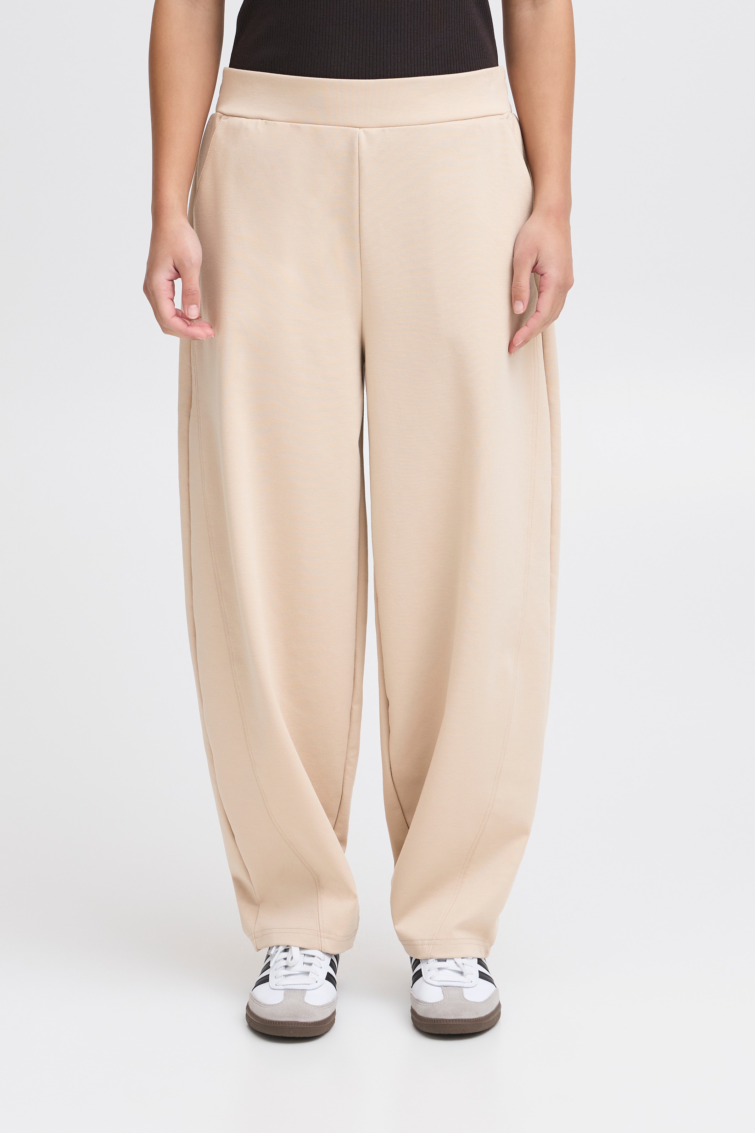 IXKATE Trousers LOOKBOOK FRONT 20123727-151308