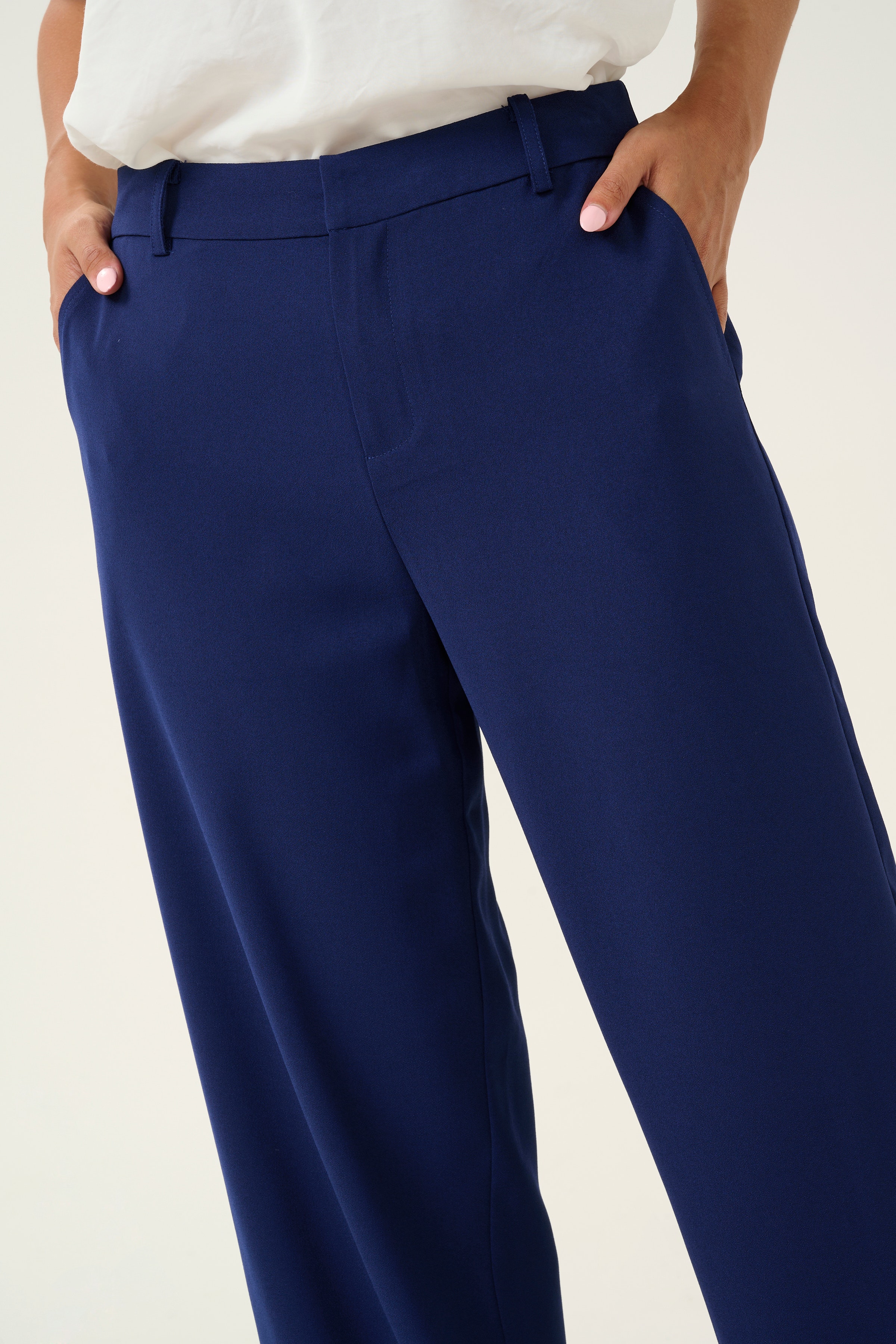 CRCocamia Trousers LOOKBOOK DETAIL 10611708-193937