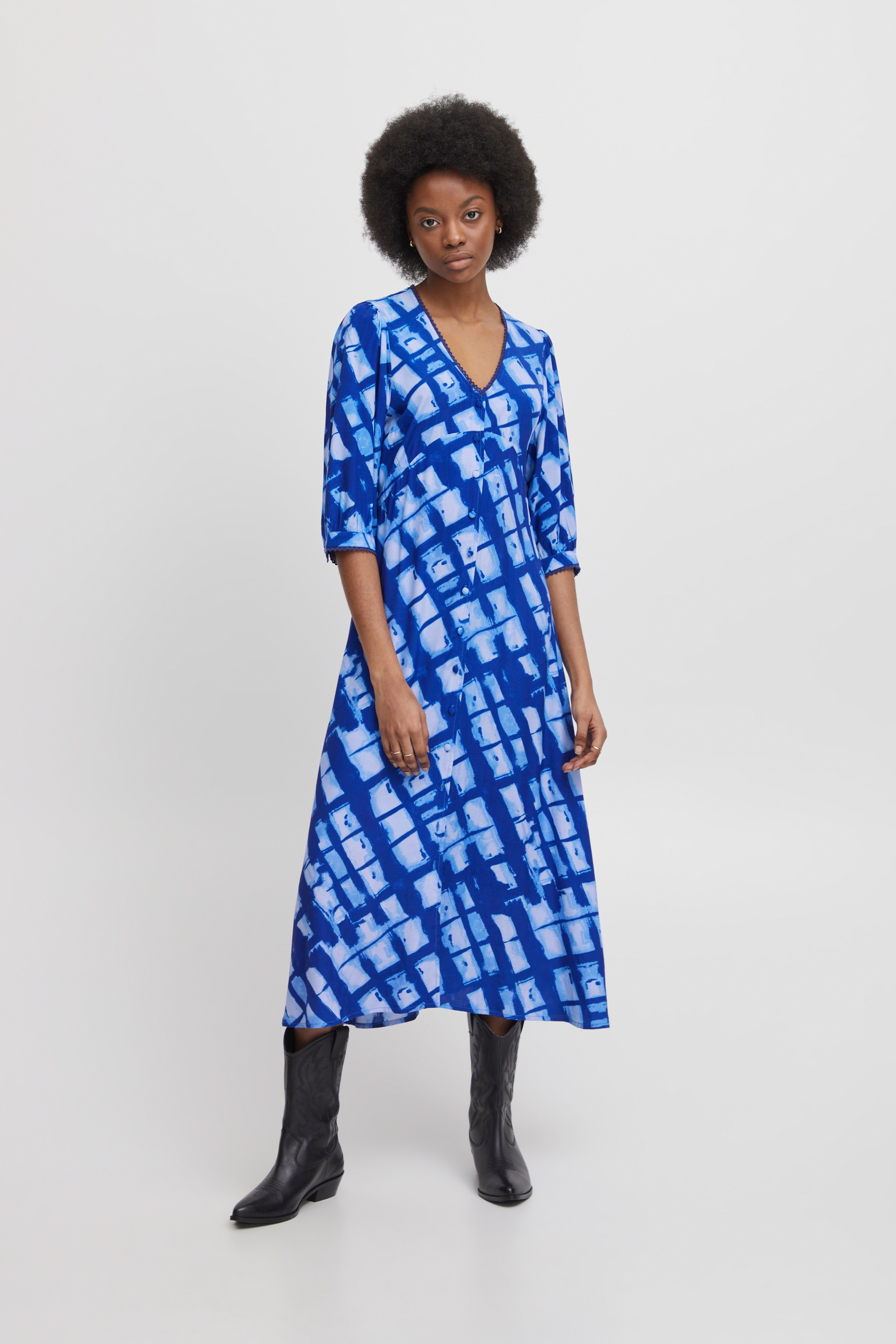 IRIDAH Robe LOOKBOOK FRONT 20118294-193952