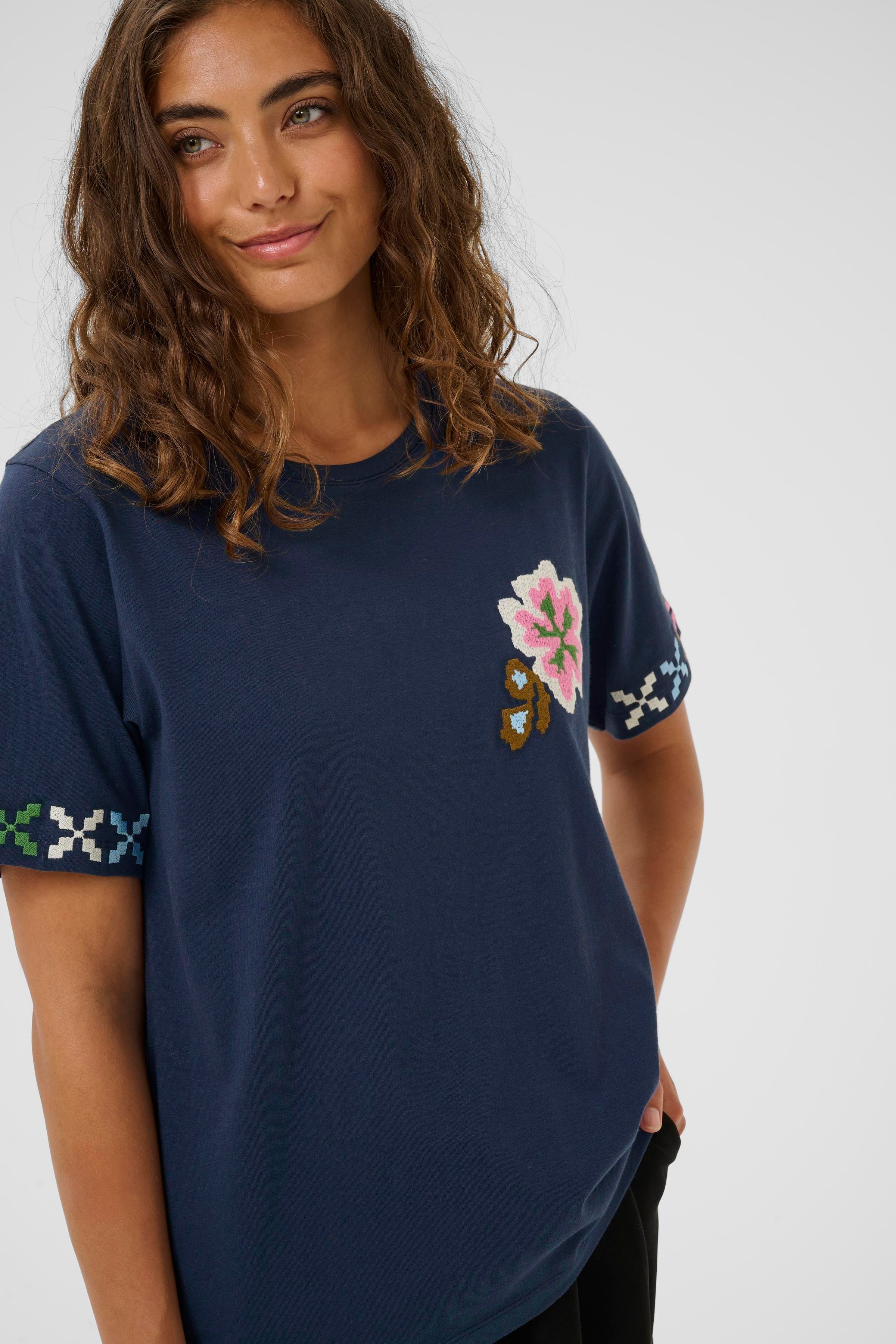 CUbama T-Shirt mit Stickerei LOOKBOOK DETAIL 50112733-194024