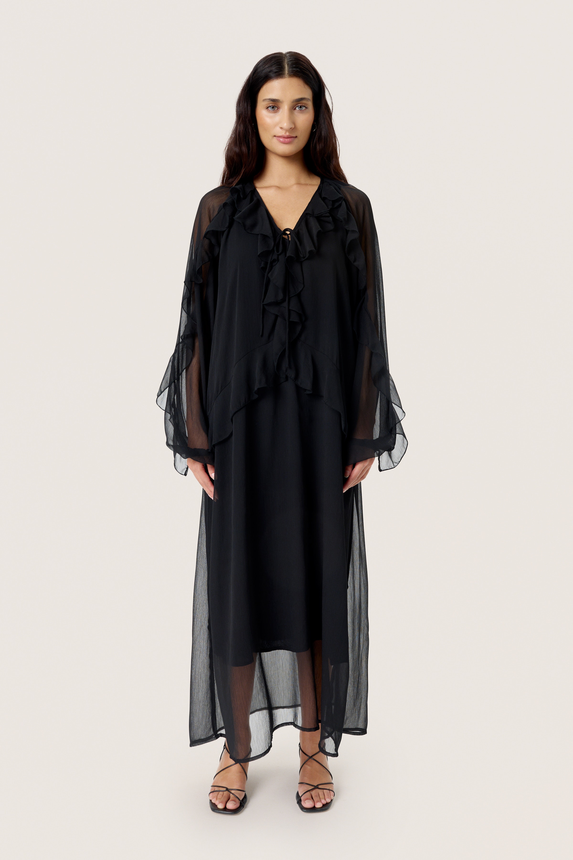 SLParianna Kjole LOOKBOOK FRONT 30408837-194008