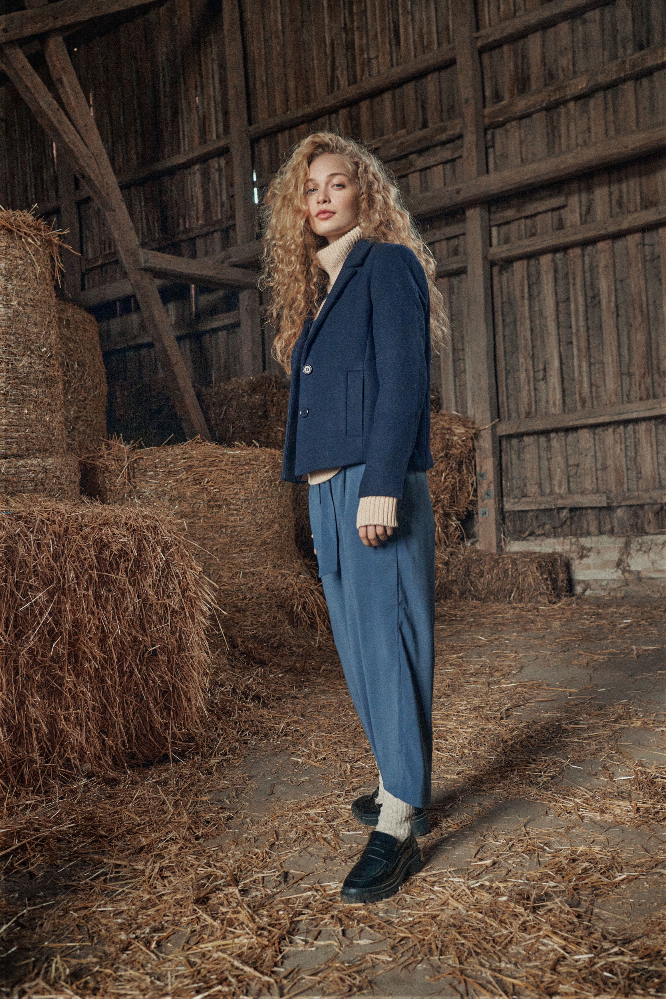 VivianSZ Mantel LOCATION NONE 30512512-193924