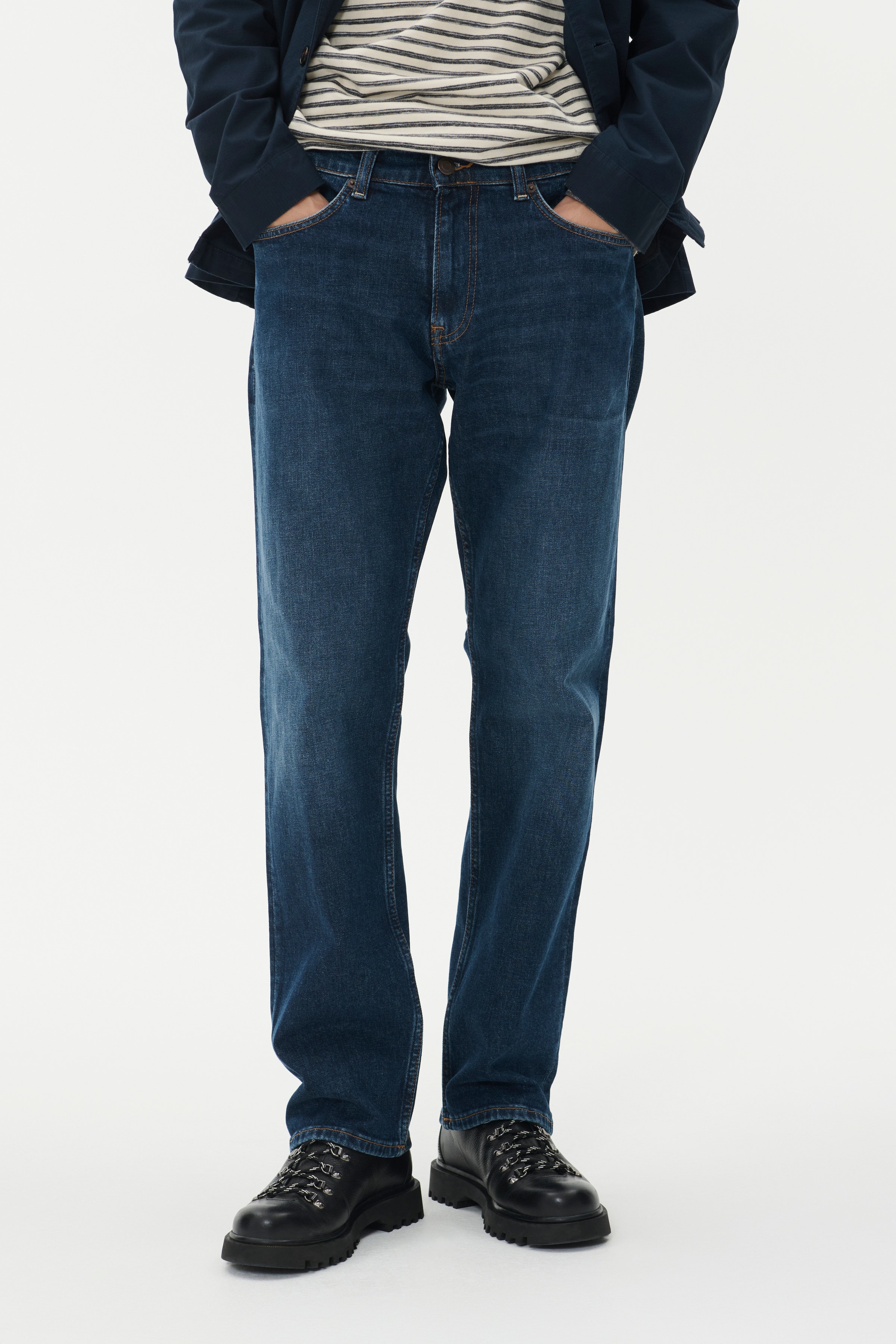 MAMike Denim Jeans LOOKBOOK FRONT 30208024-303778