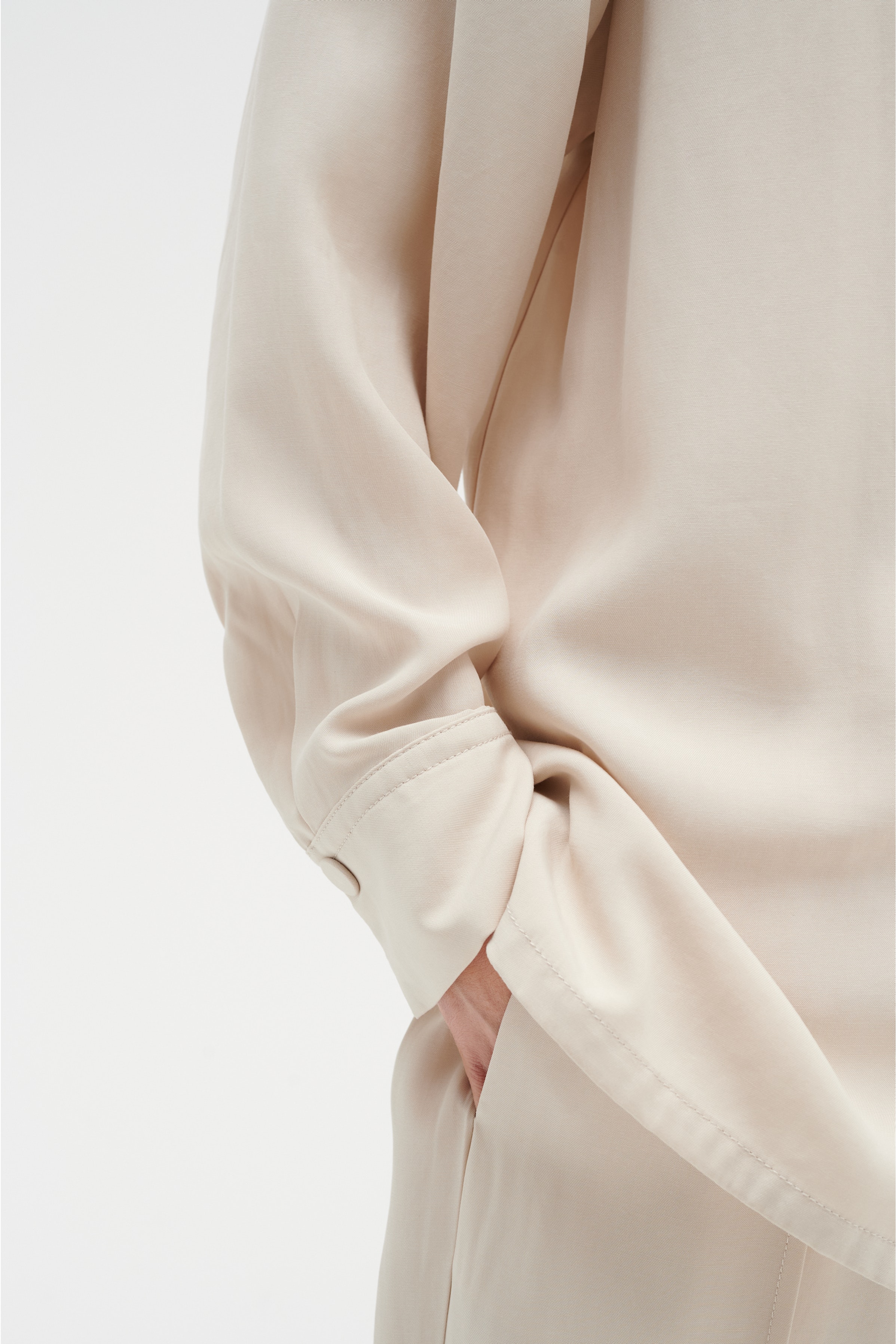 PamaIW Shirt
 LOOKBOOK DETAIL 30108528-130400