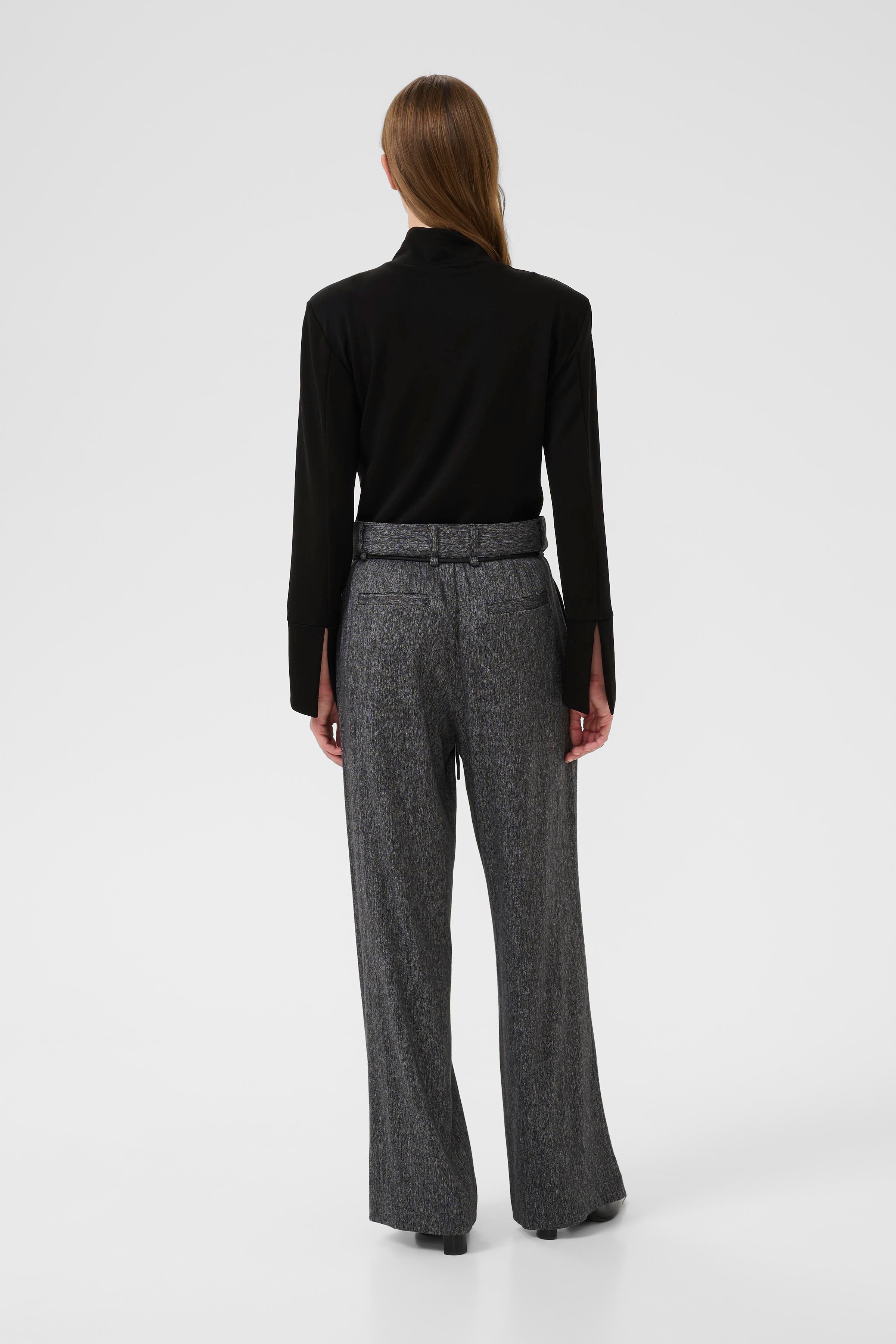 KBBrittany Blouse LOOKBOOK BACK 10105672-194008