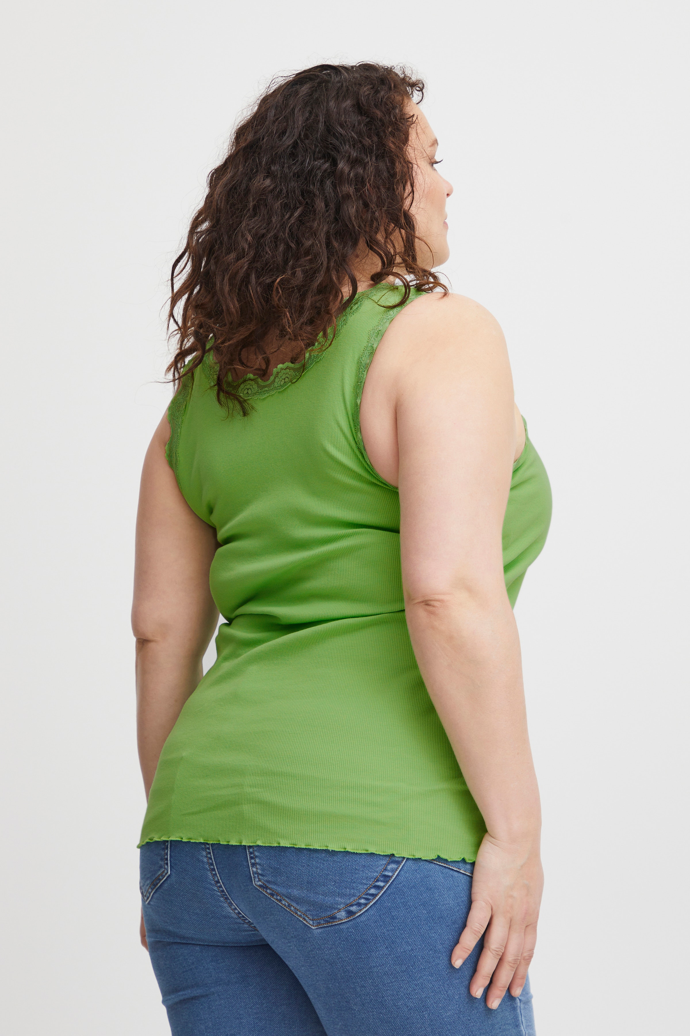 FPZAMOND Top LOOKBOOK FRONT 20611053-156437