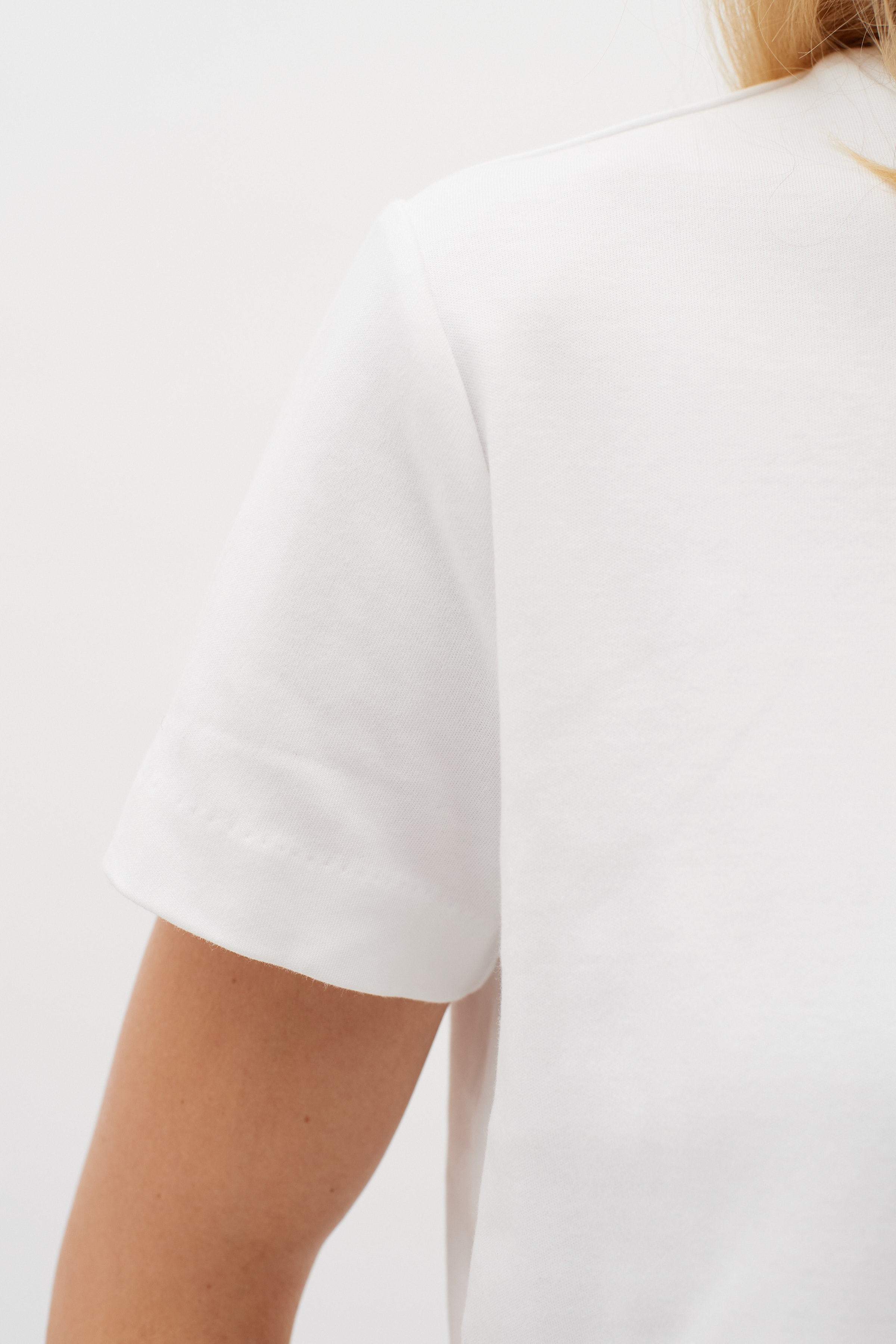 LukeIW Base T-shirt LOOKBOOK DETAIL 30109358-300001