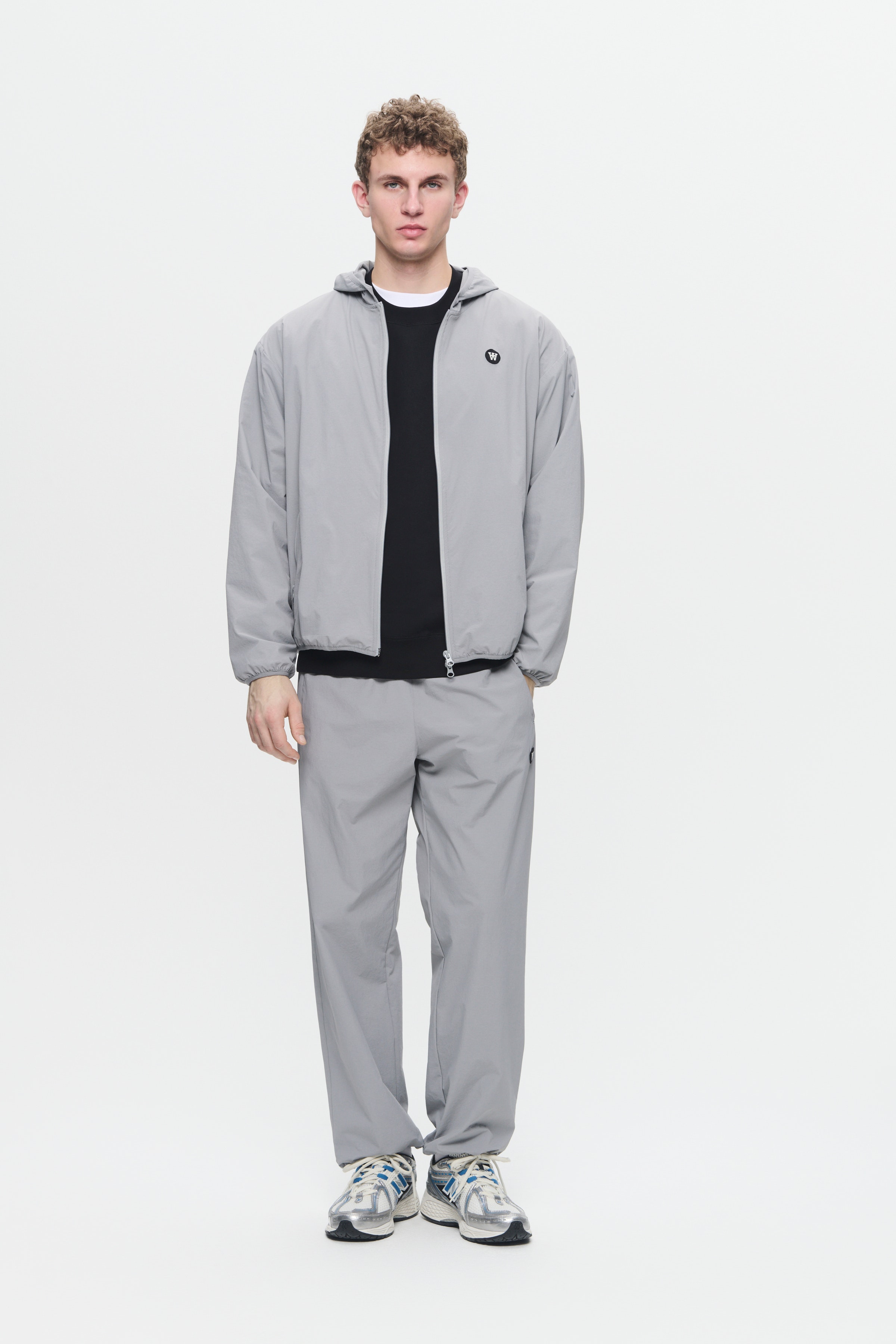 WWLee Tech Bukser LOOKBOOK FRONT 30250081-174016