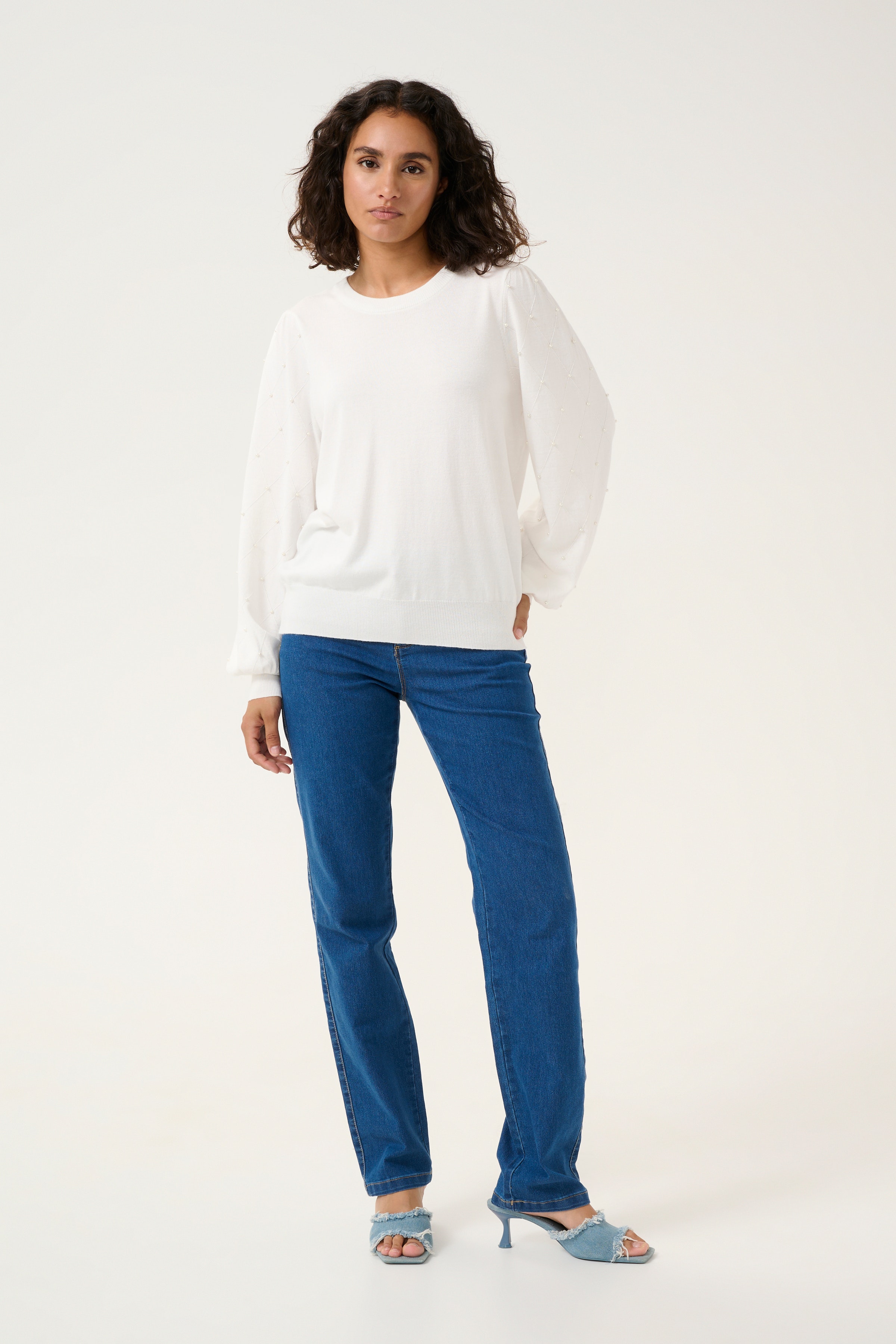 KAkaren Pullover LOOKBOOK FRONT 10509470-110602