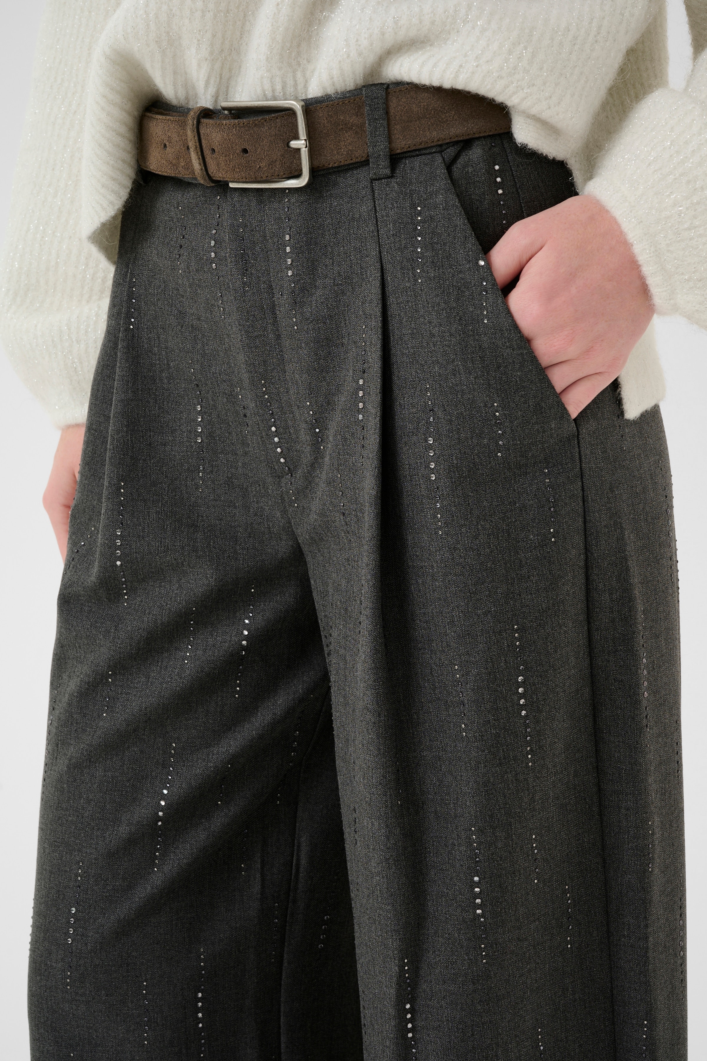 GZadira Hose LOOKBOOK DETAIL 10910708-100494