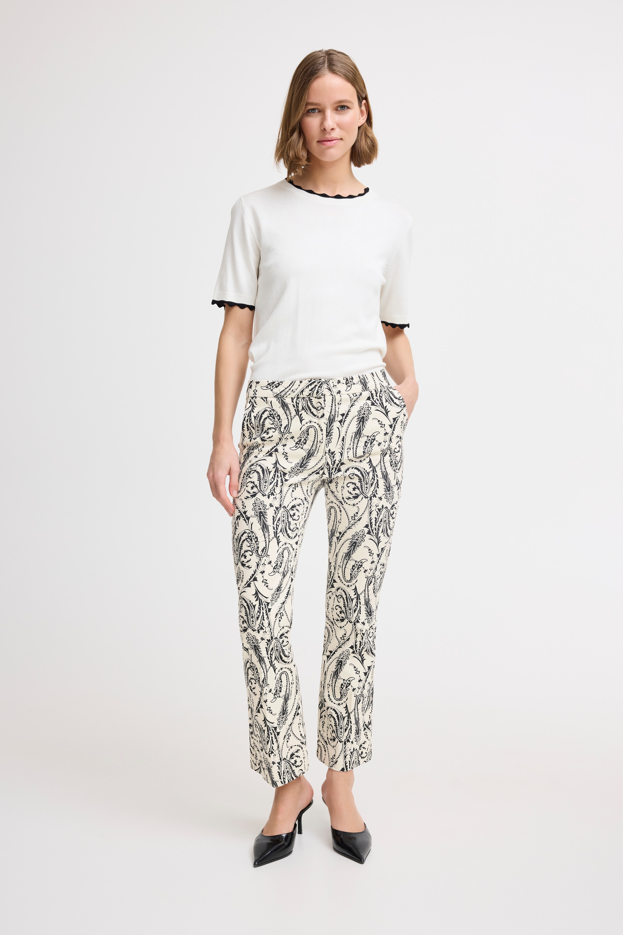 BYDECKA Hose LOOKBOOK FRONT 20816473-204644