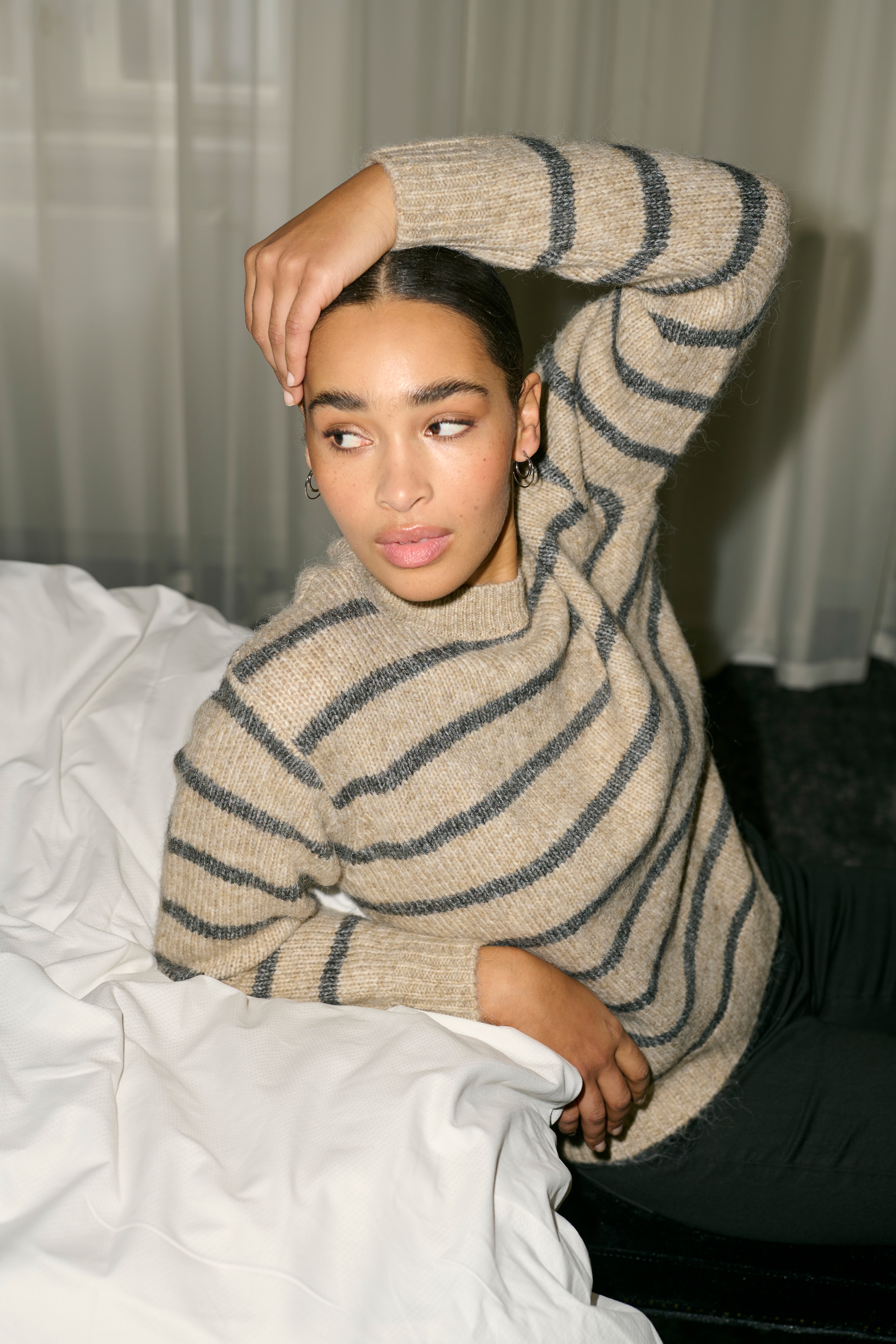 KAtrina Pullover LOCATION NONE 10509257-106658