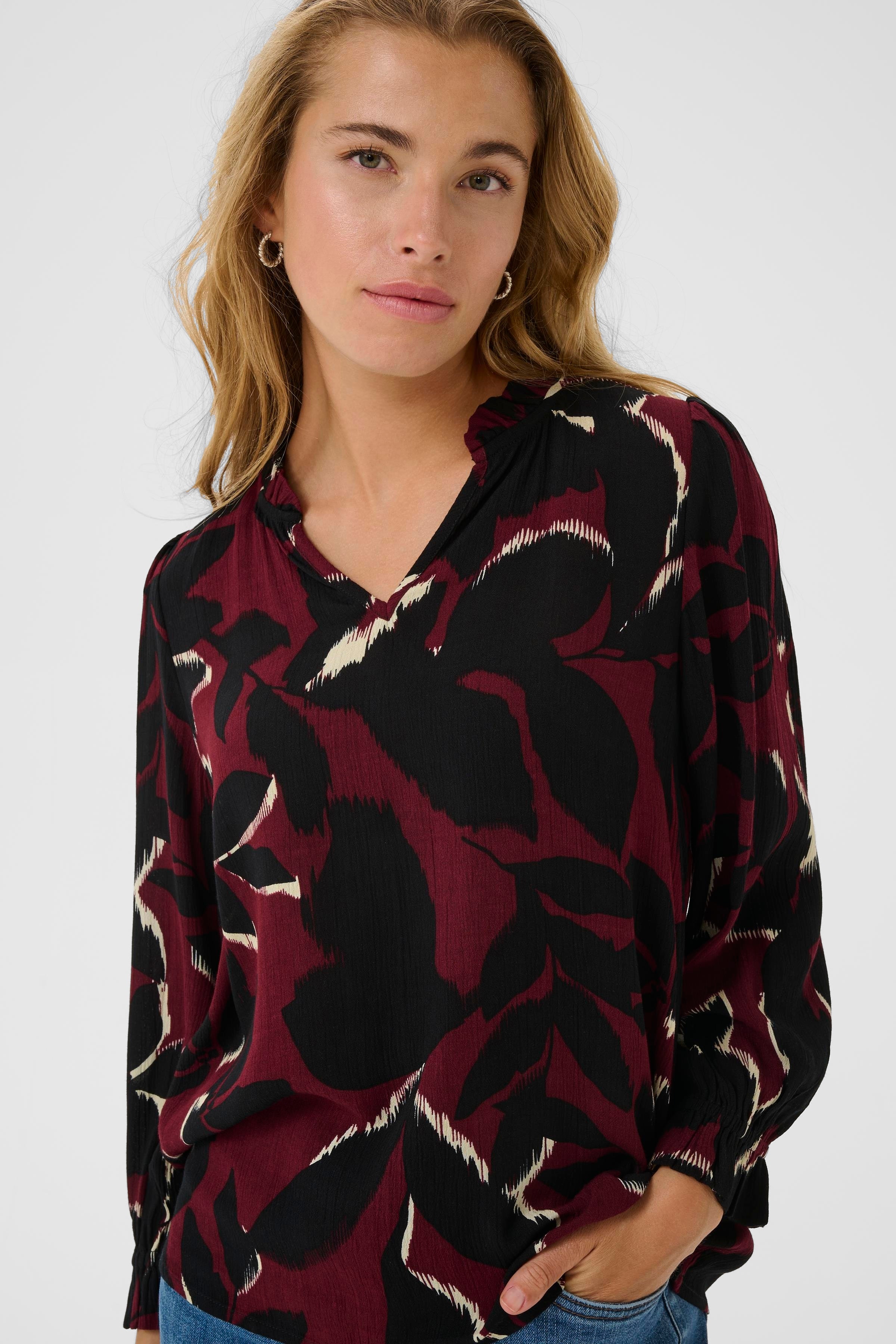 KAlinda Bluse LOOKBOOK DETAIL 10510742-108224