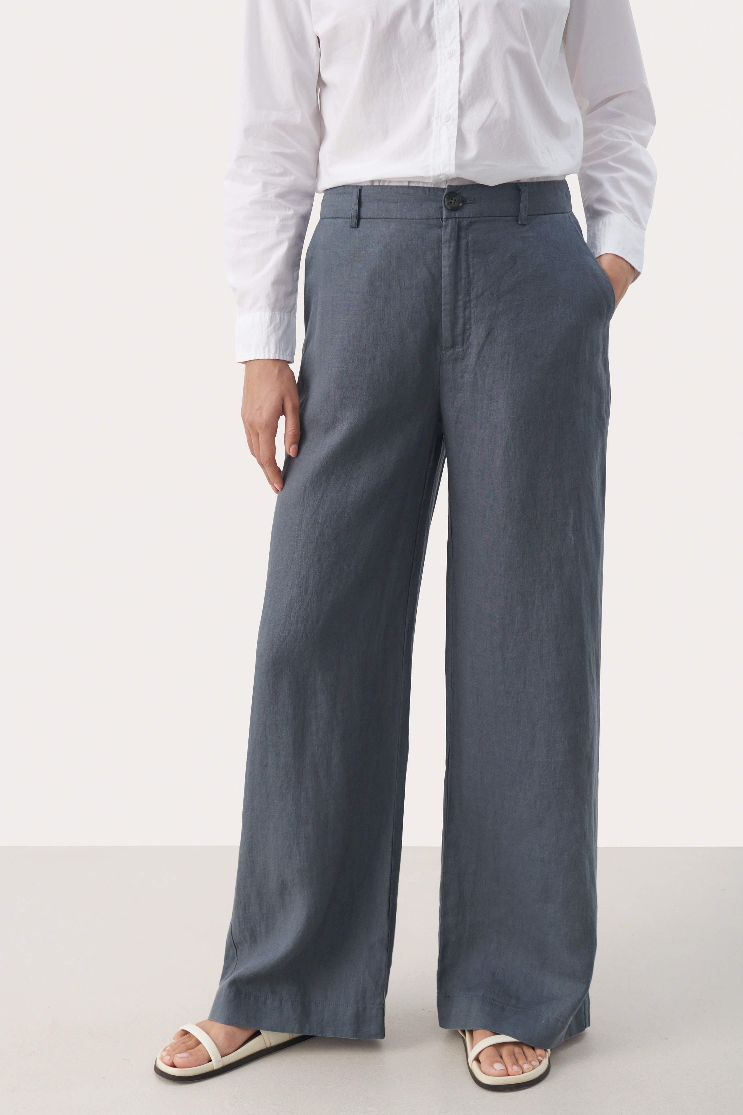 NinnesPW Linen trousers LOOKBOOK FRONT 30307724-194215