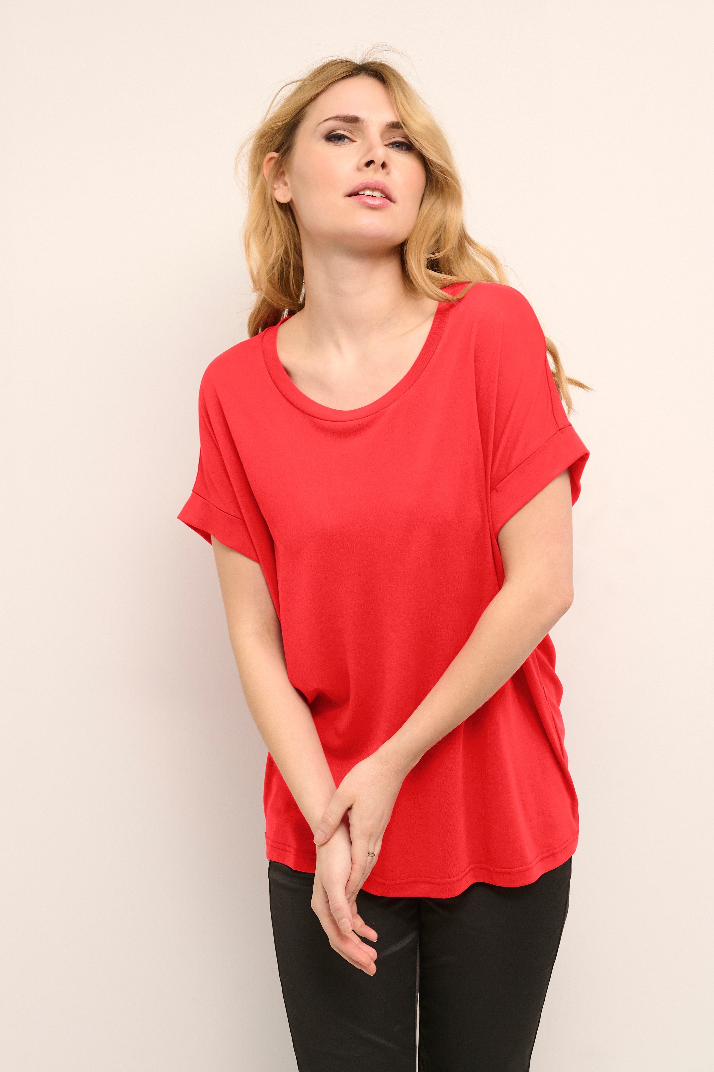 Kajsa T-shirt LOOKBOOK FRONT 50103468-181663