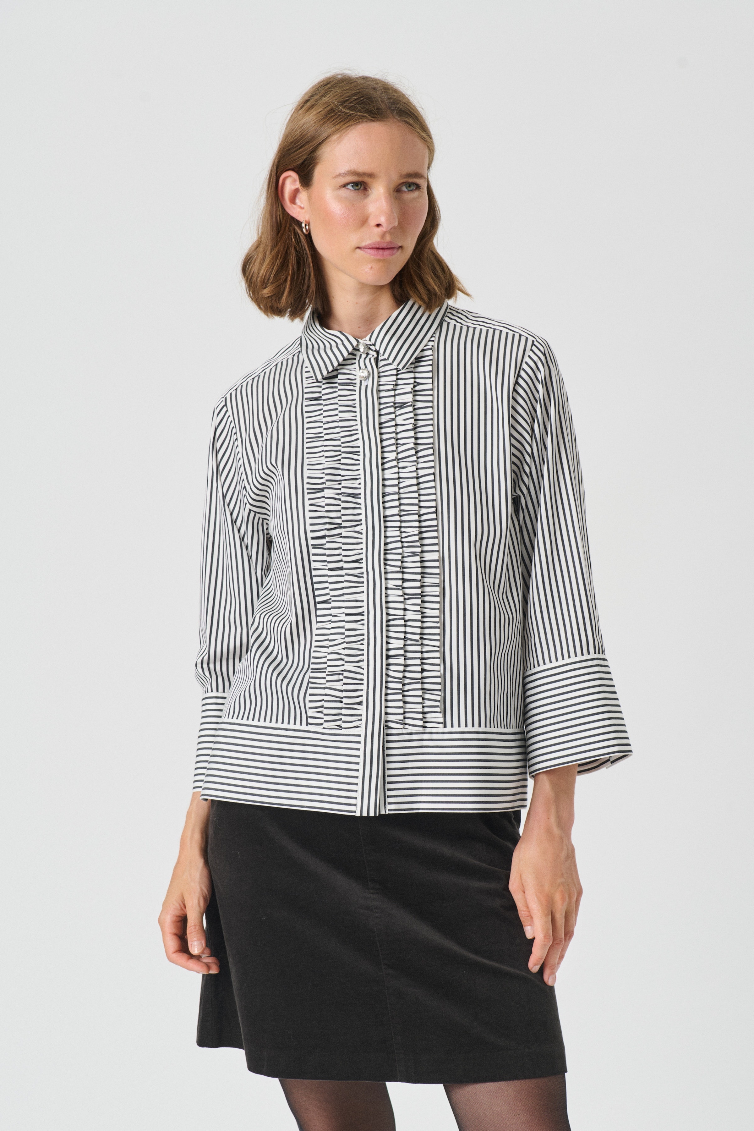 VinnyPW Shirt LOOKBOOK FRONT 30310166-304404
