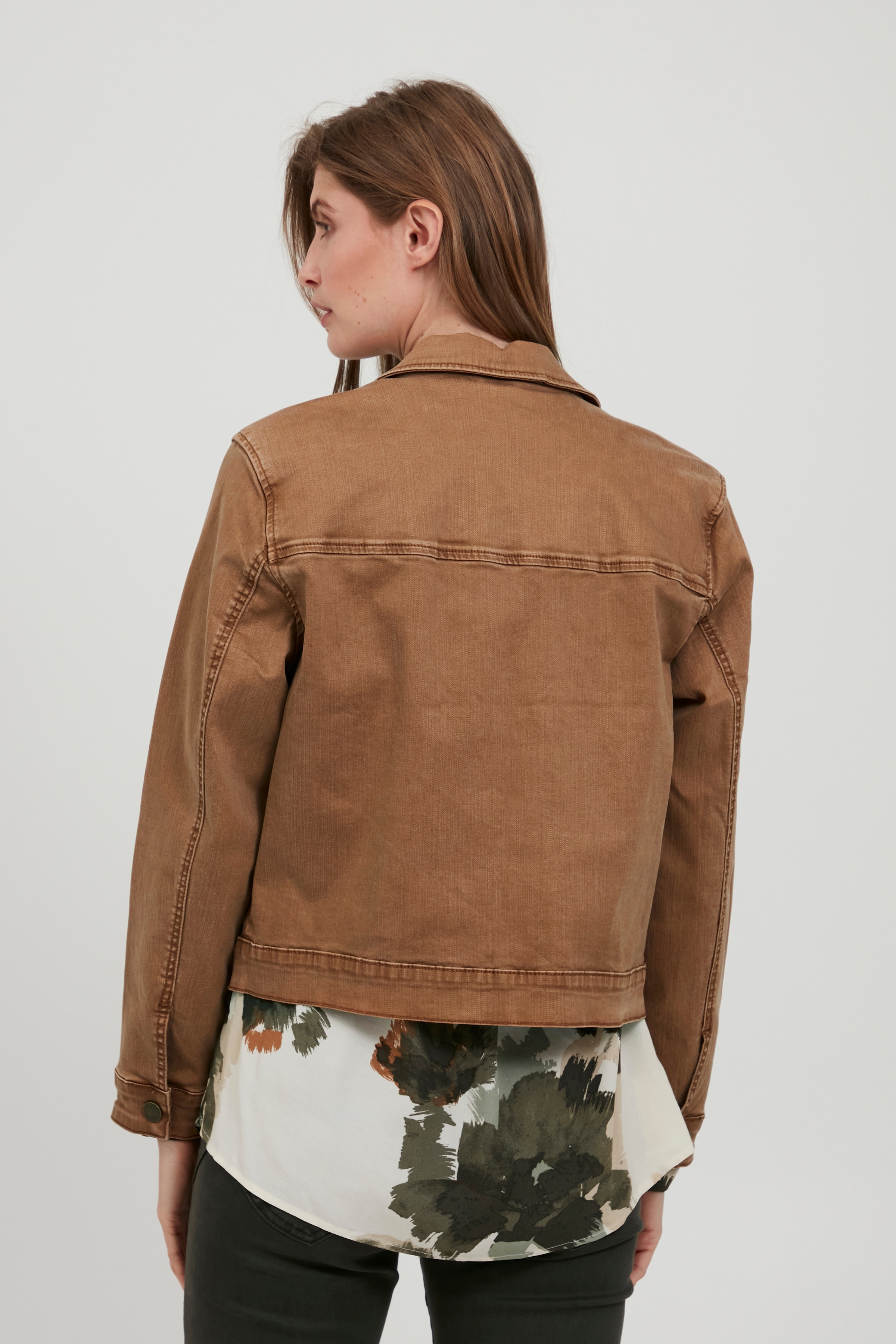 Jakke LOOKBOOK FRONT 20404067-171327