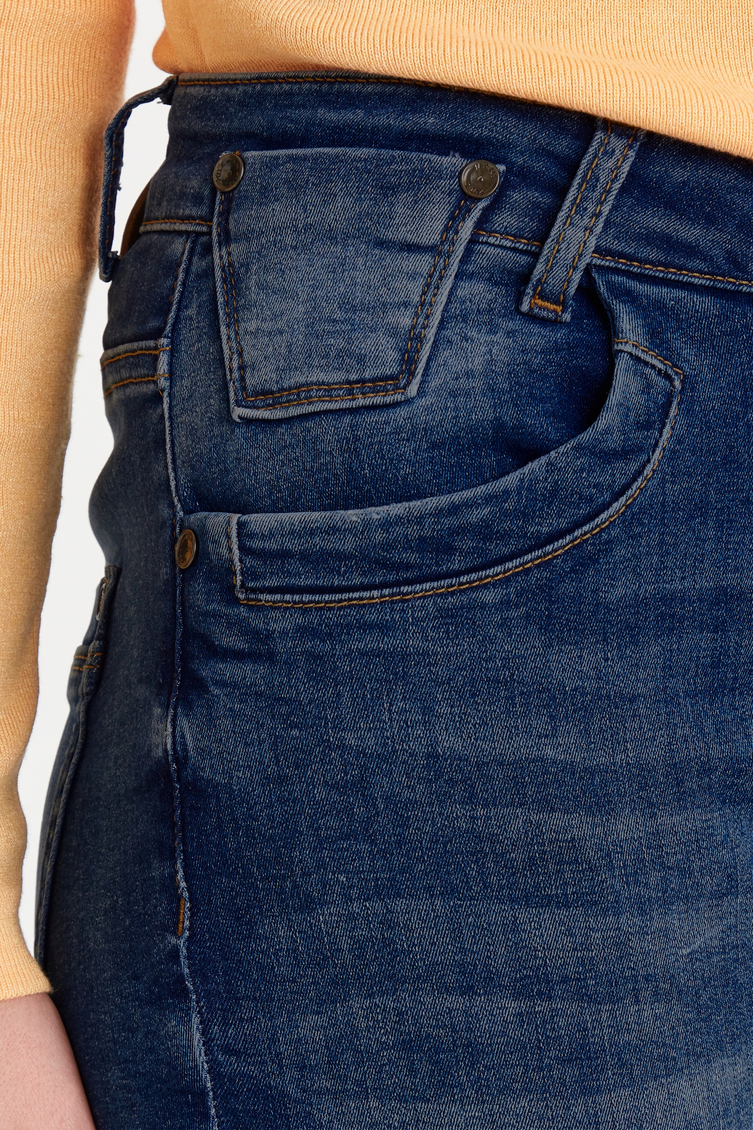 PzTenna Highwaist Jeans LOOKBOOK DETAIL 50204537-5001901