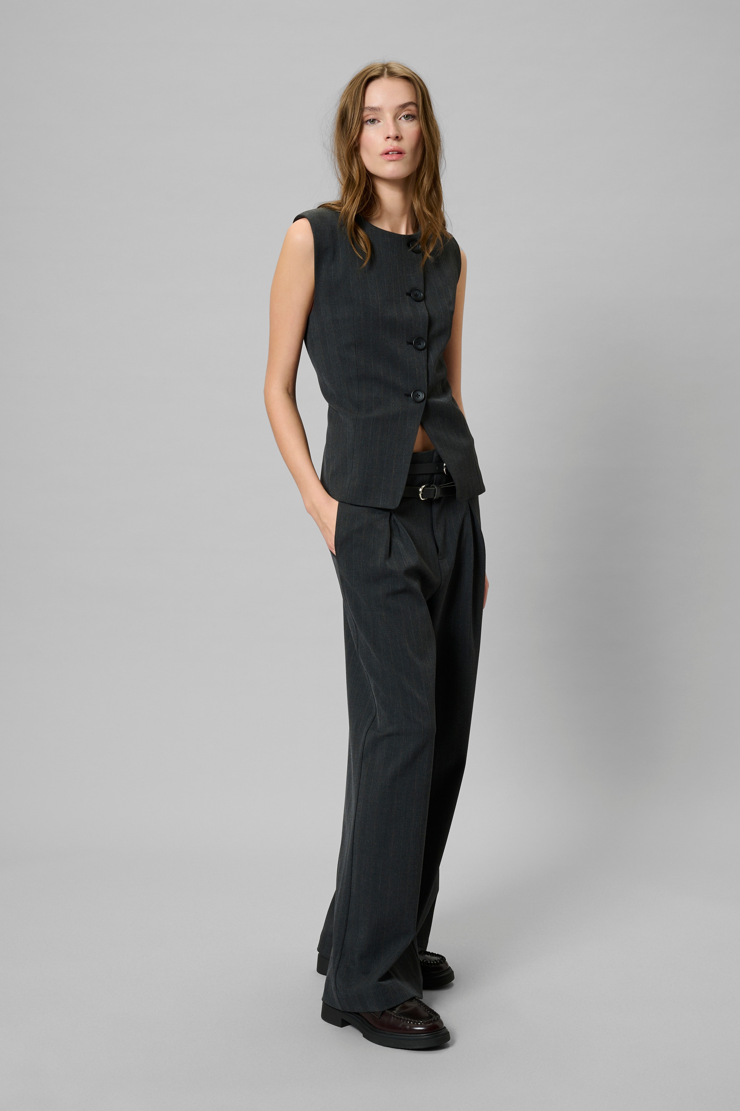 MWLuna Trousers LOOKBOOK DETAIL 10705374-190201
