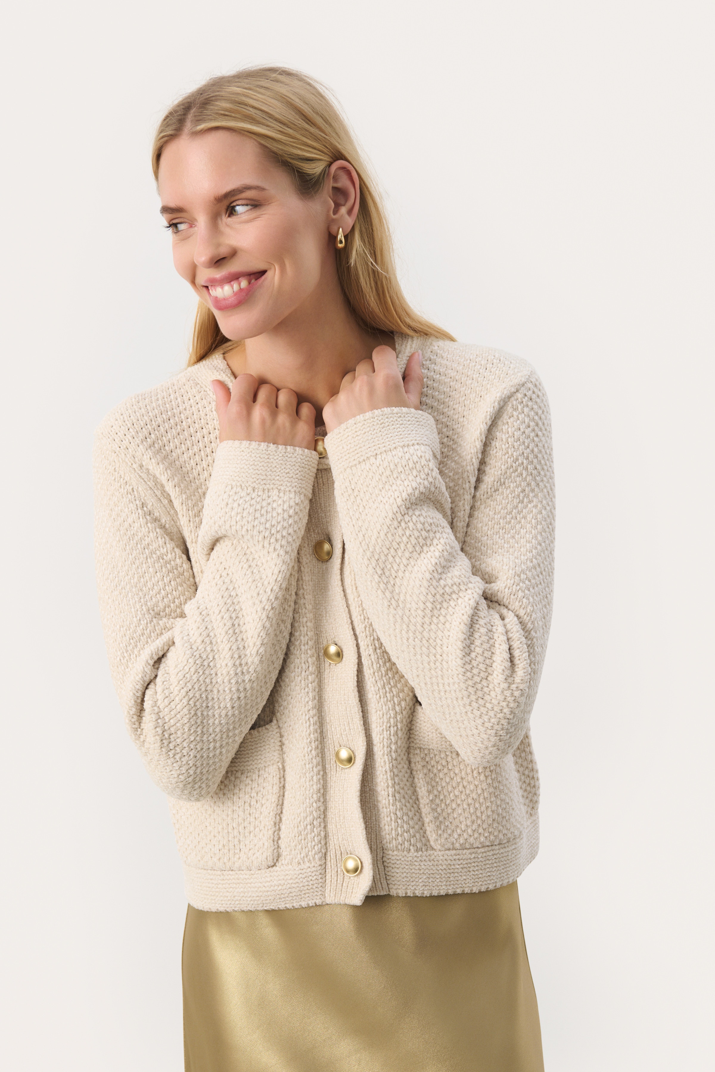 MikaPW Cardigan LOOKBOOK FRONT 30309122-130400