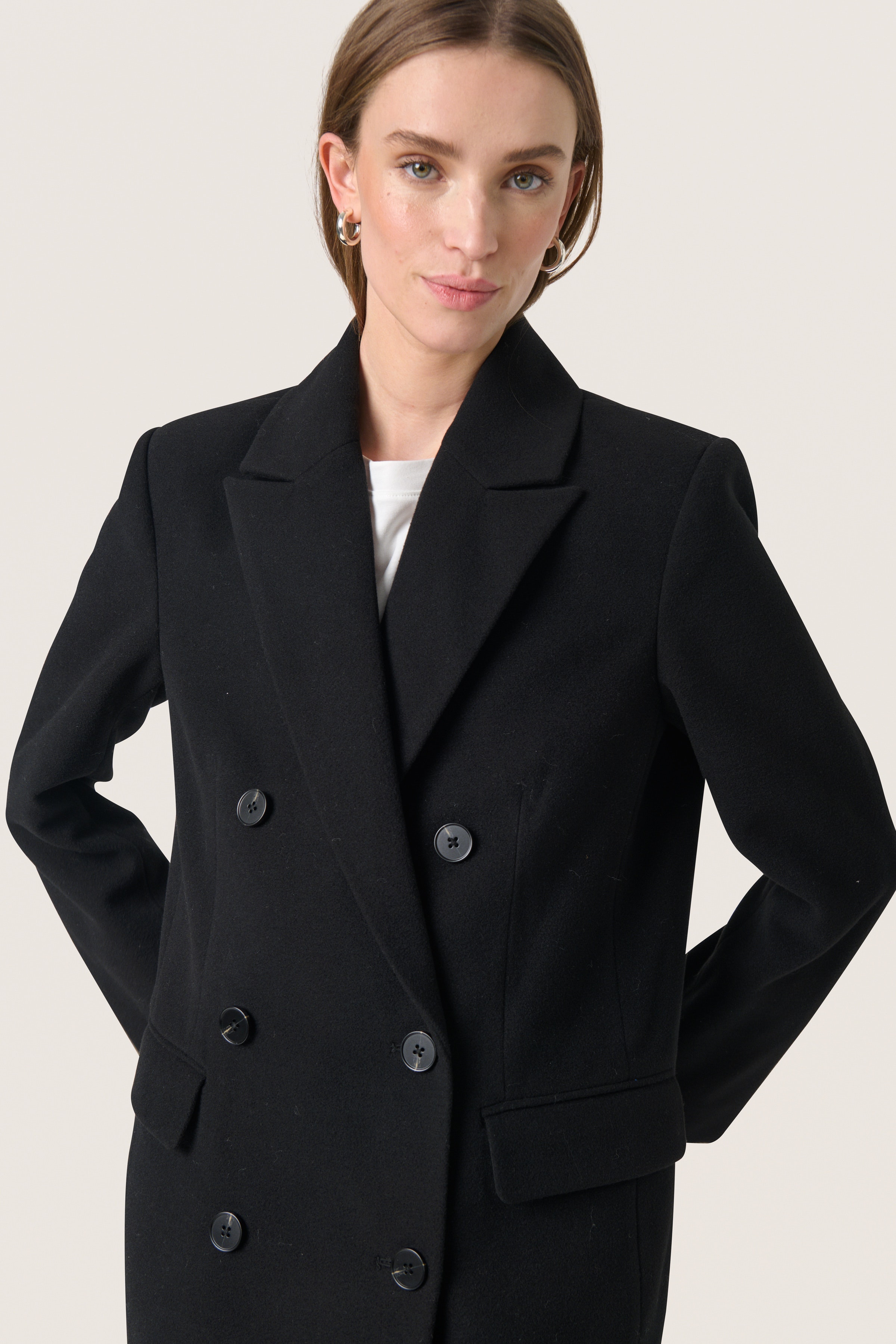 SLRubie Coat LOOKBOOK DETAIL 30408270-194008