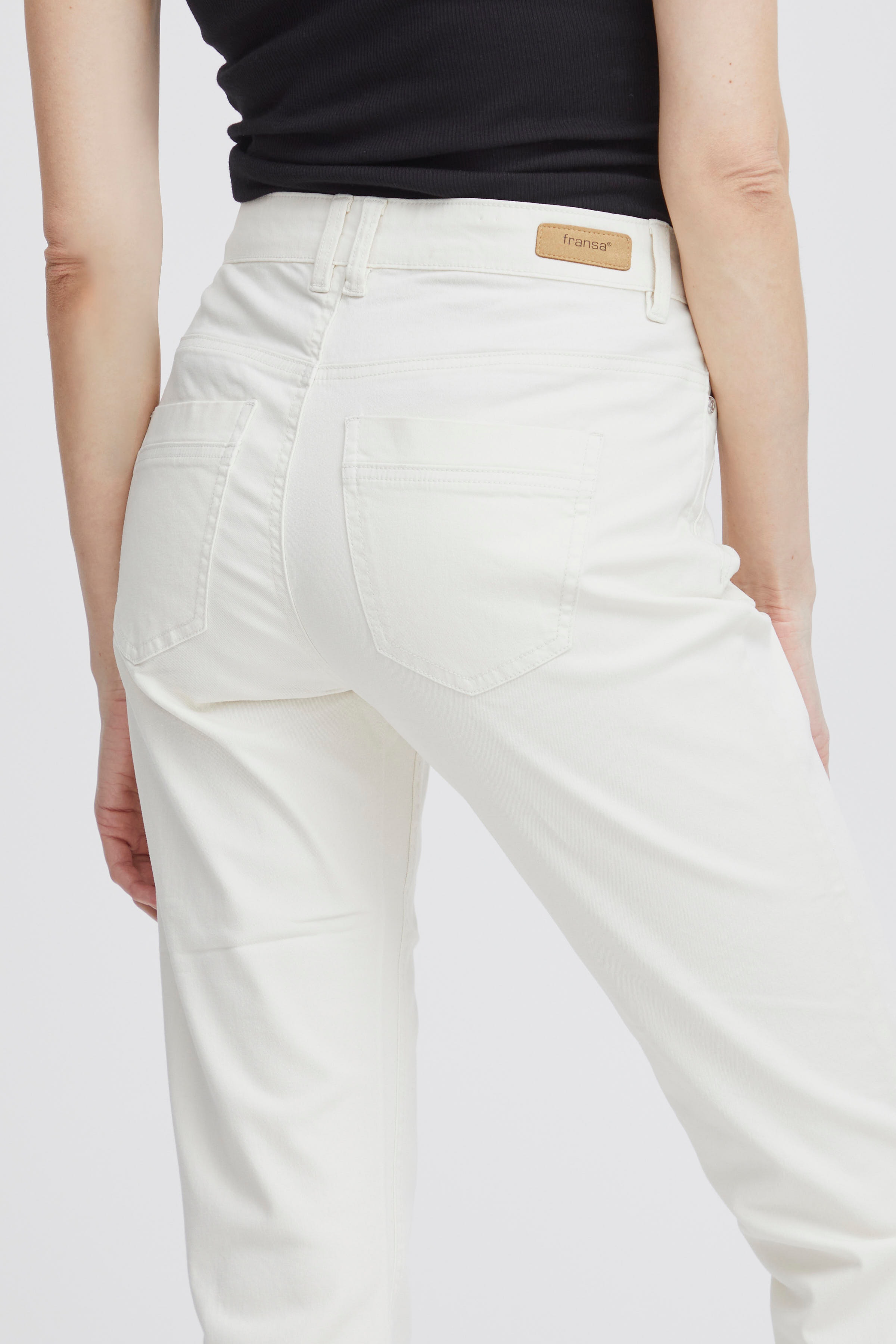 FRFOTWILL Caprihose LOOKBOOK DETAIL 20610424-120602