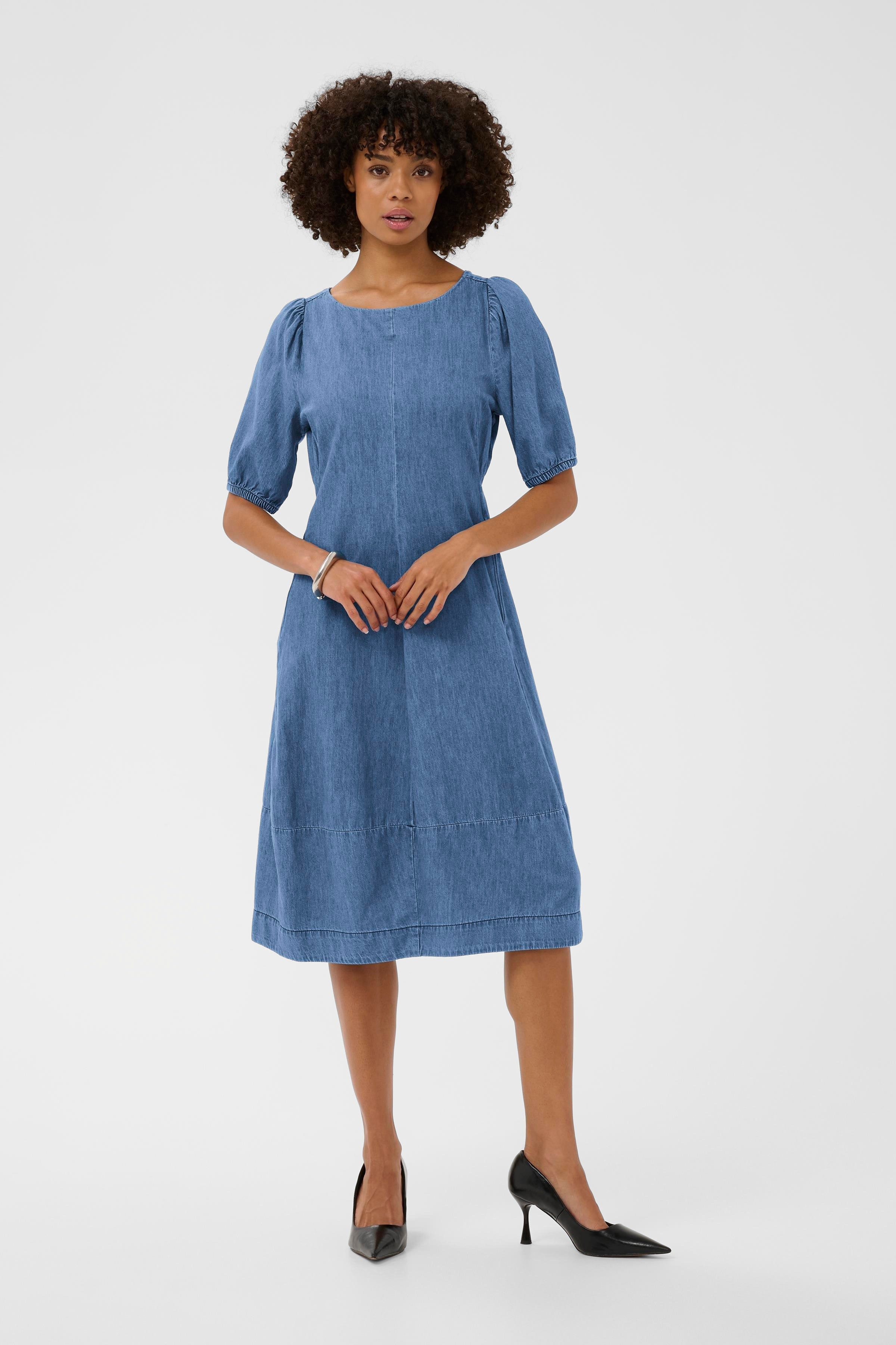 CUriva Kjole LOOKBOOK FRONT 50111525-500029