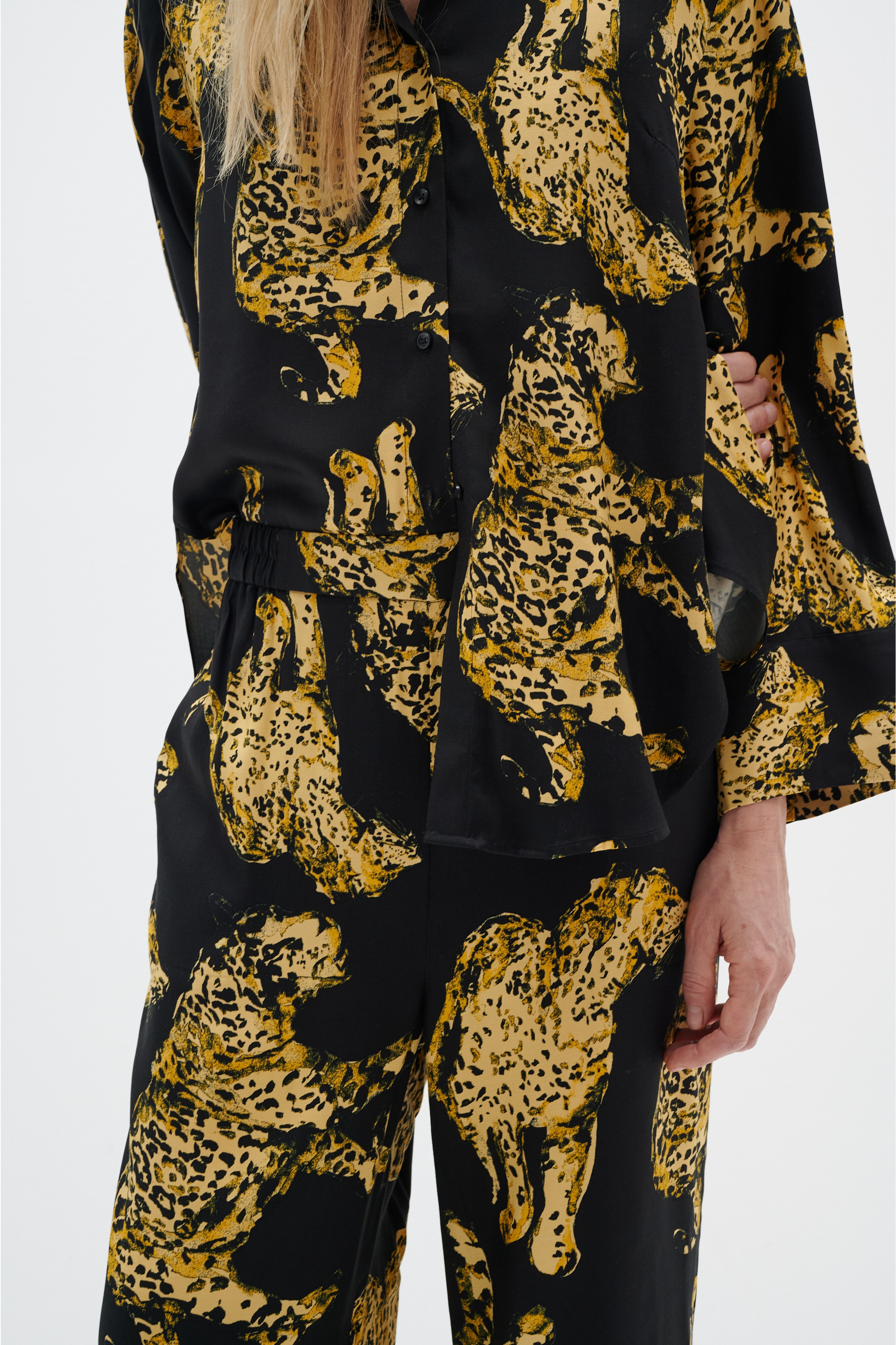 NerissaIW Skjorte LOOKBOOK DETAIL 30108685-302350