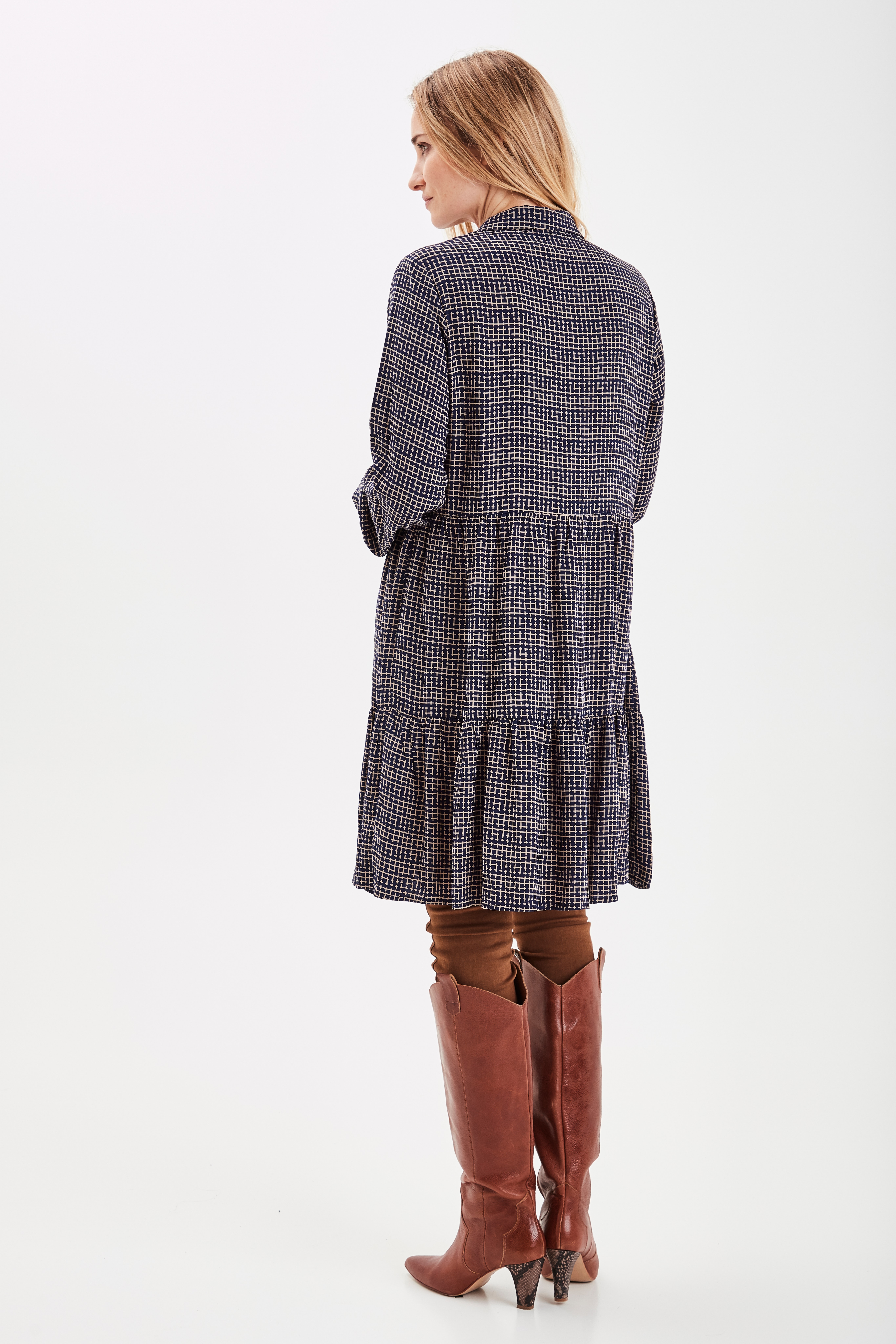 PxNicole Jurk LOOKBOOK BACK 50205722-194020