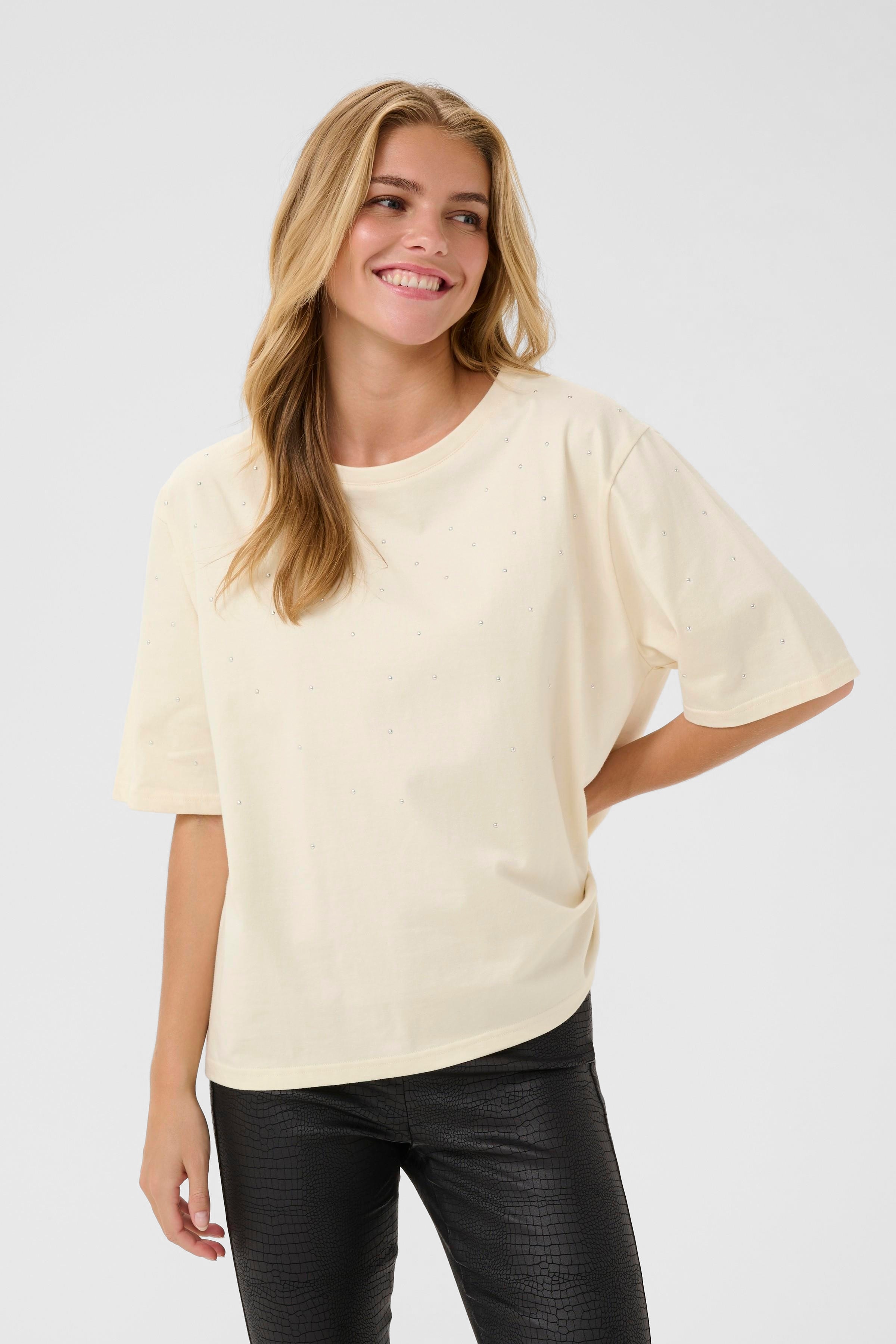 CRLeona T-shirt LOOKBOOK FRONT 10614271-130905