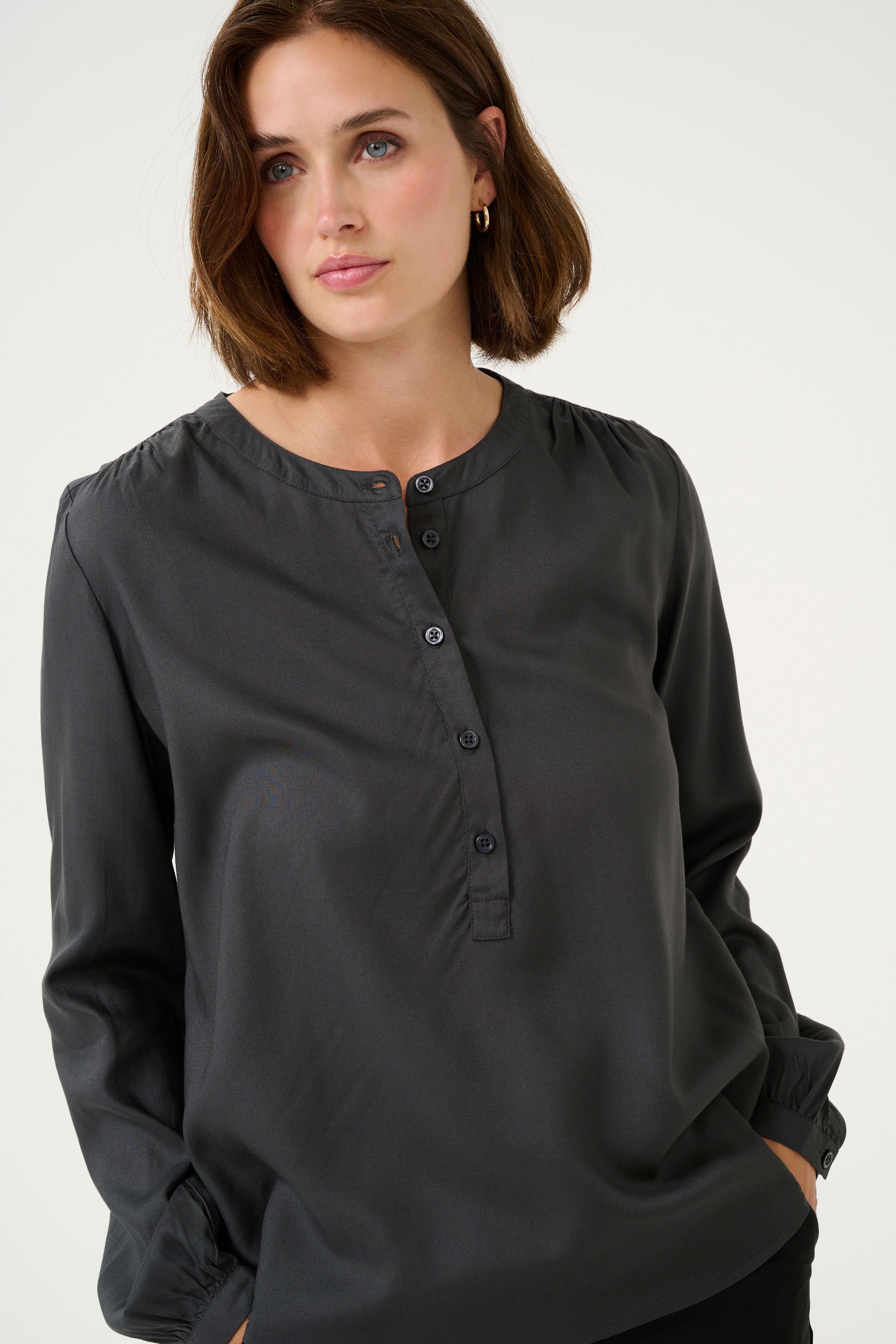 KAkarli Bluse LOOKBOOK DETAIL 10509574-190205