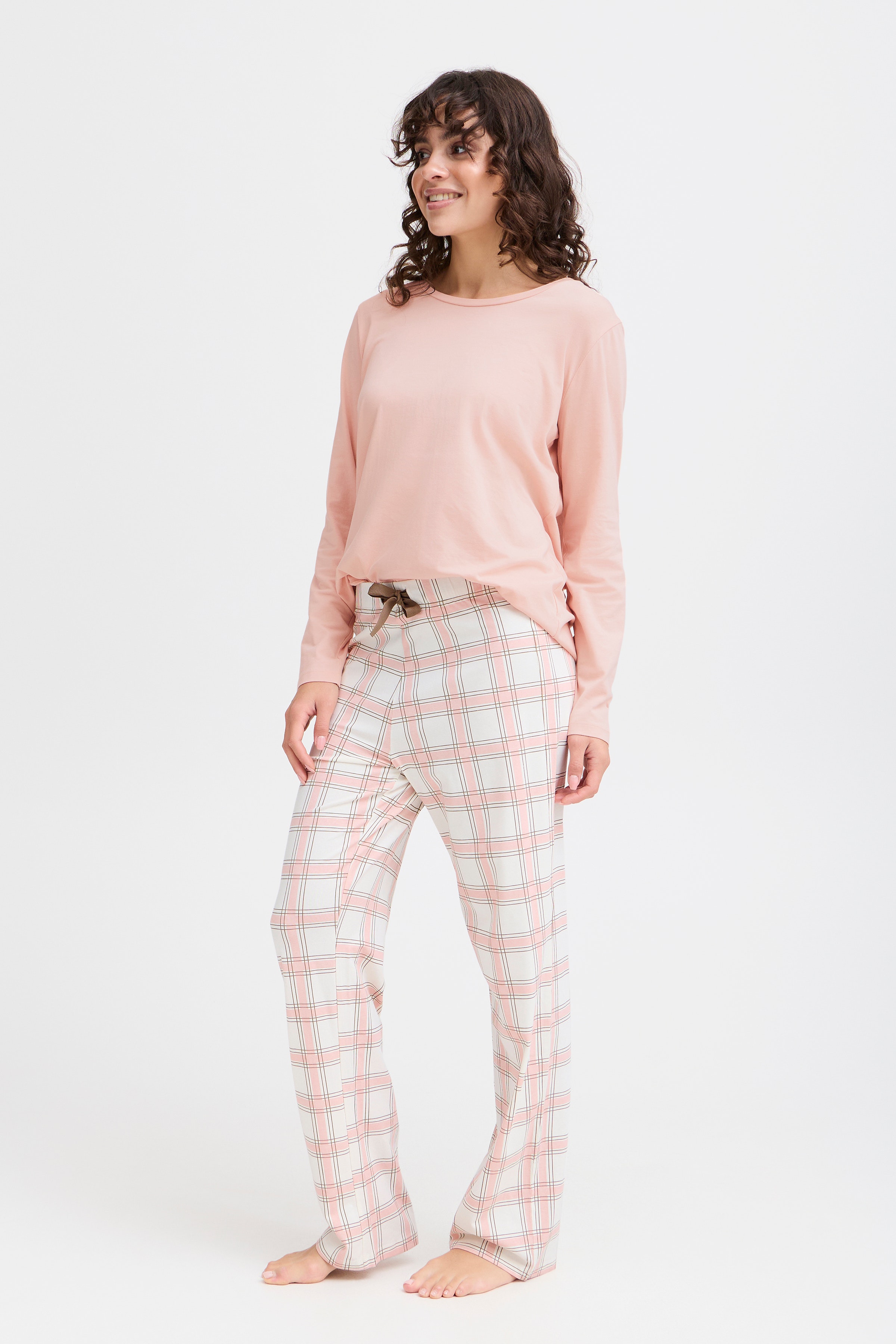 FXKAFI SET 1 Nattøy LOOKBOOK FRONT 20615606-205108