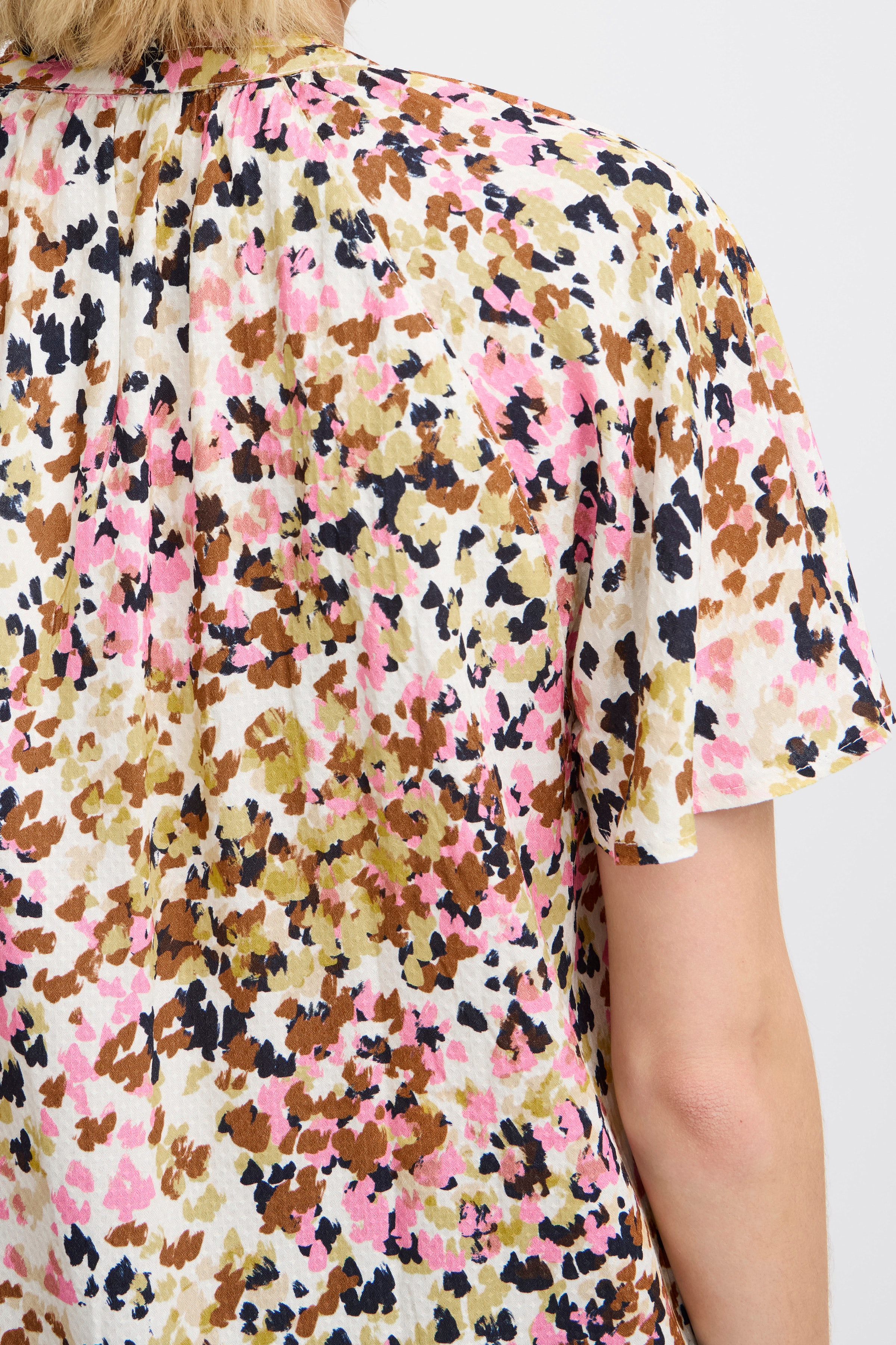 FROLIVA Bluse LOOKBOOK DETAIL 20613671-203062
