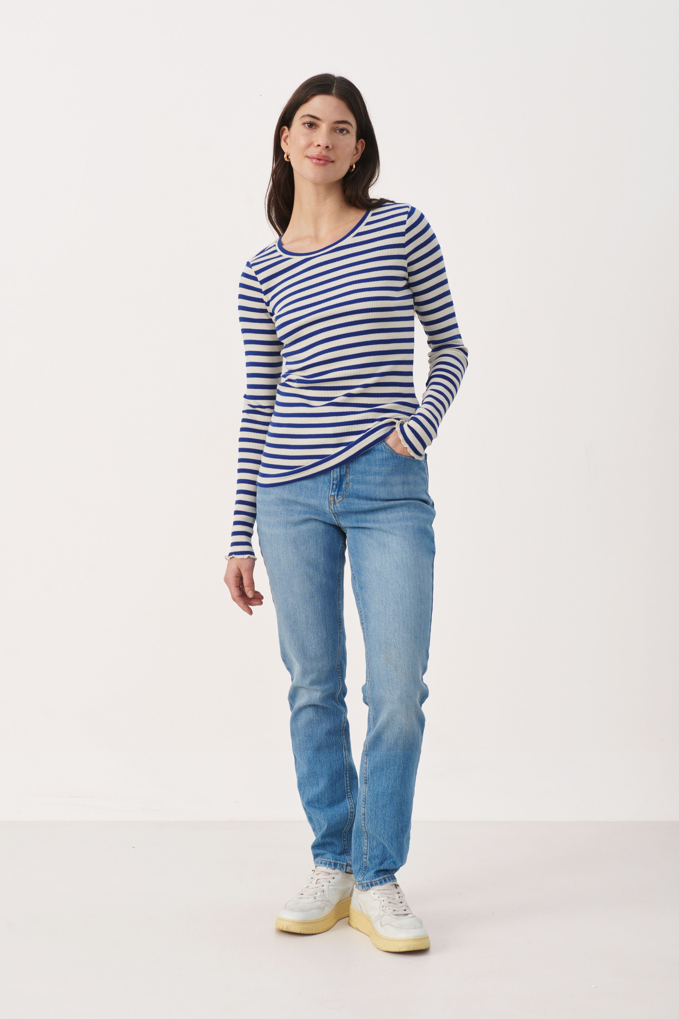 SakikoPW T-shirt LOOKBOOK FRONT 30307536-301865