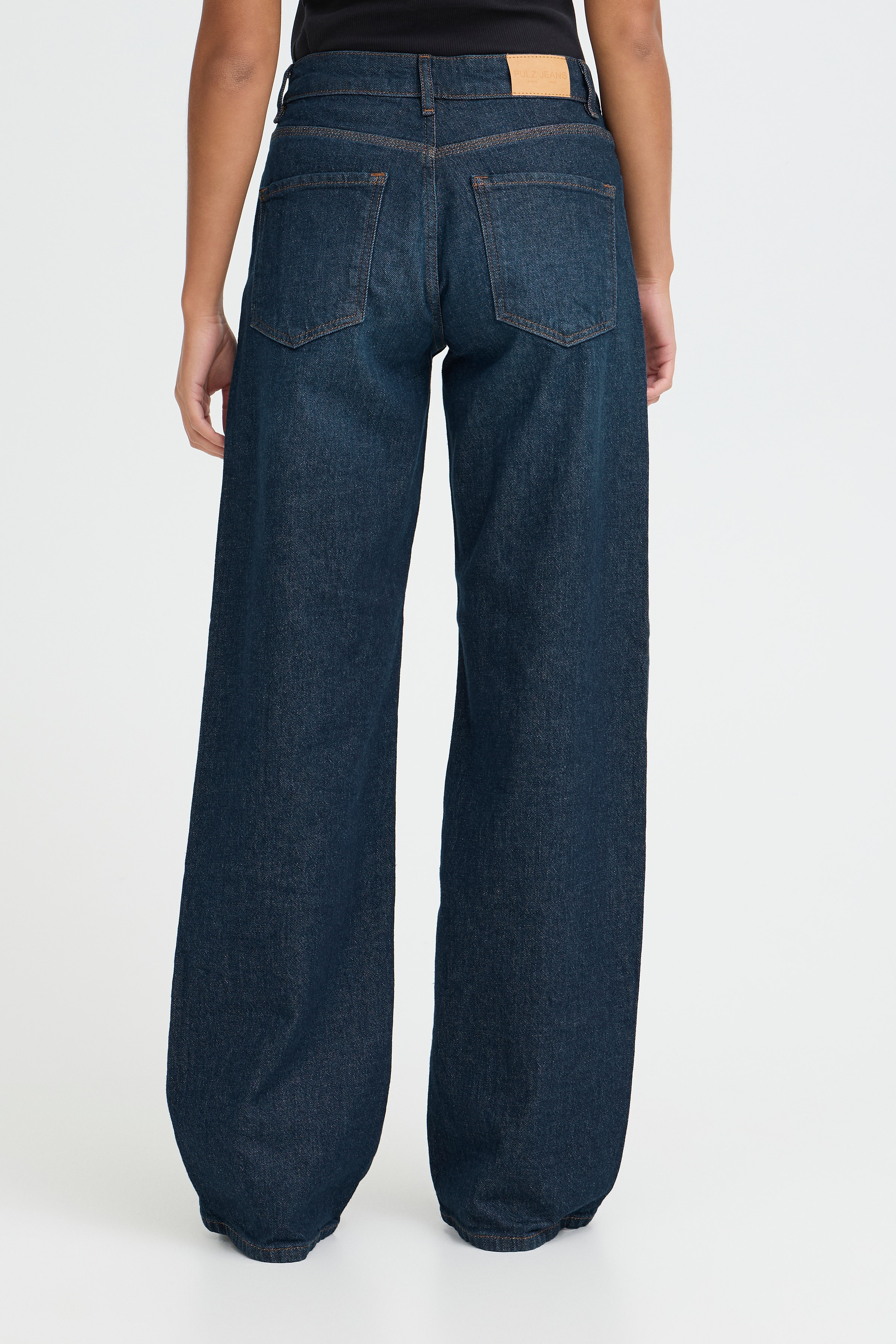 PZVEGA HW Jeans Wide Leg LOOKBOOK BACK 50207173-200002