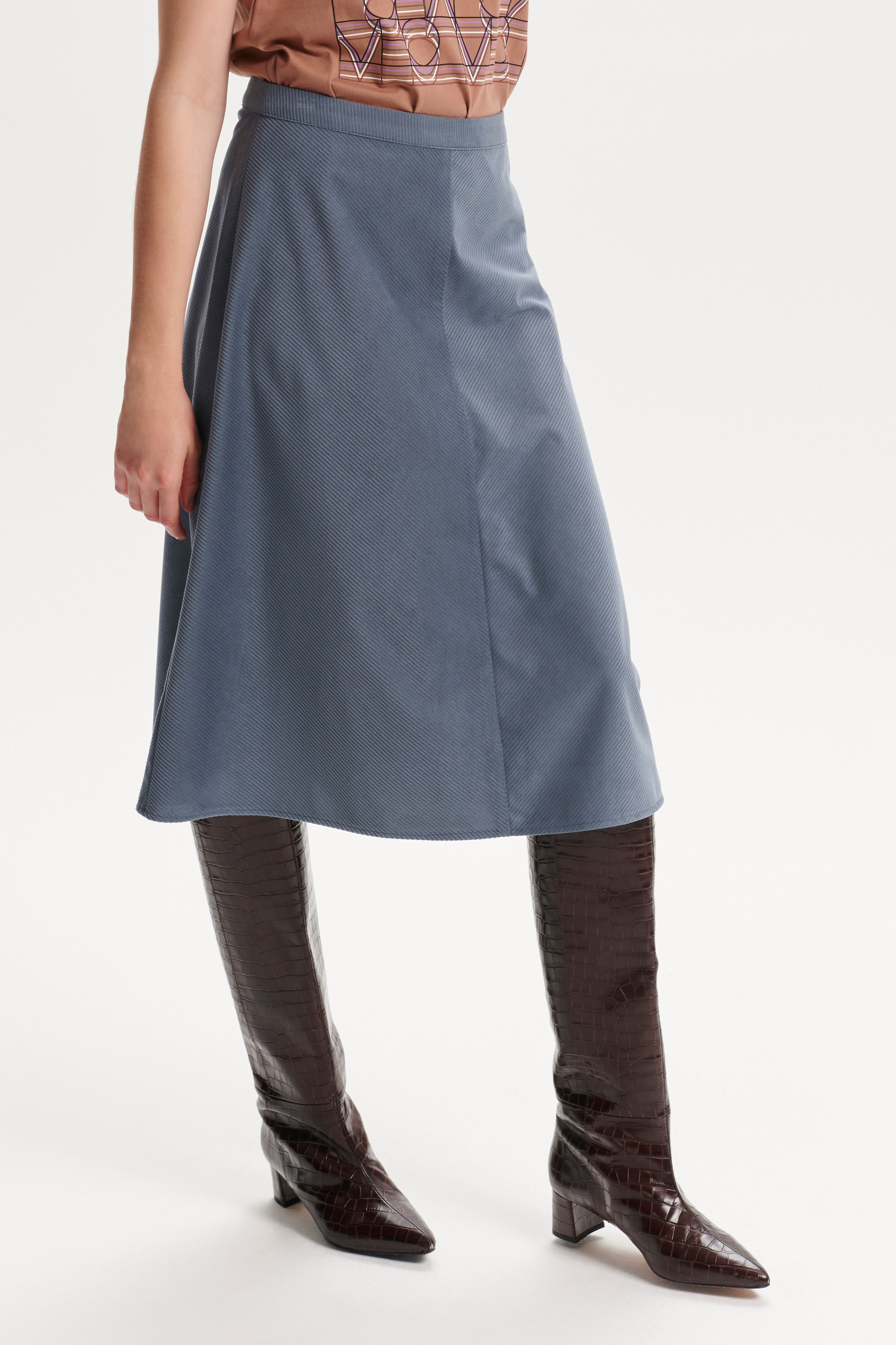 SLIlia Skirt

 LOOKBOOK FRONT 30405034-183912